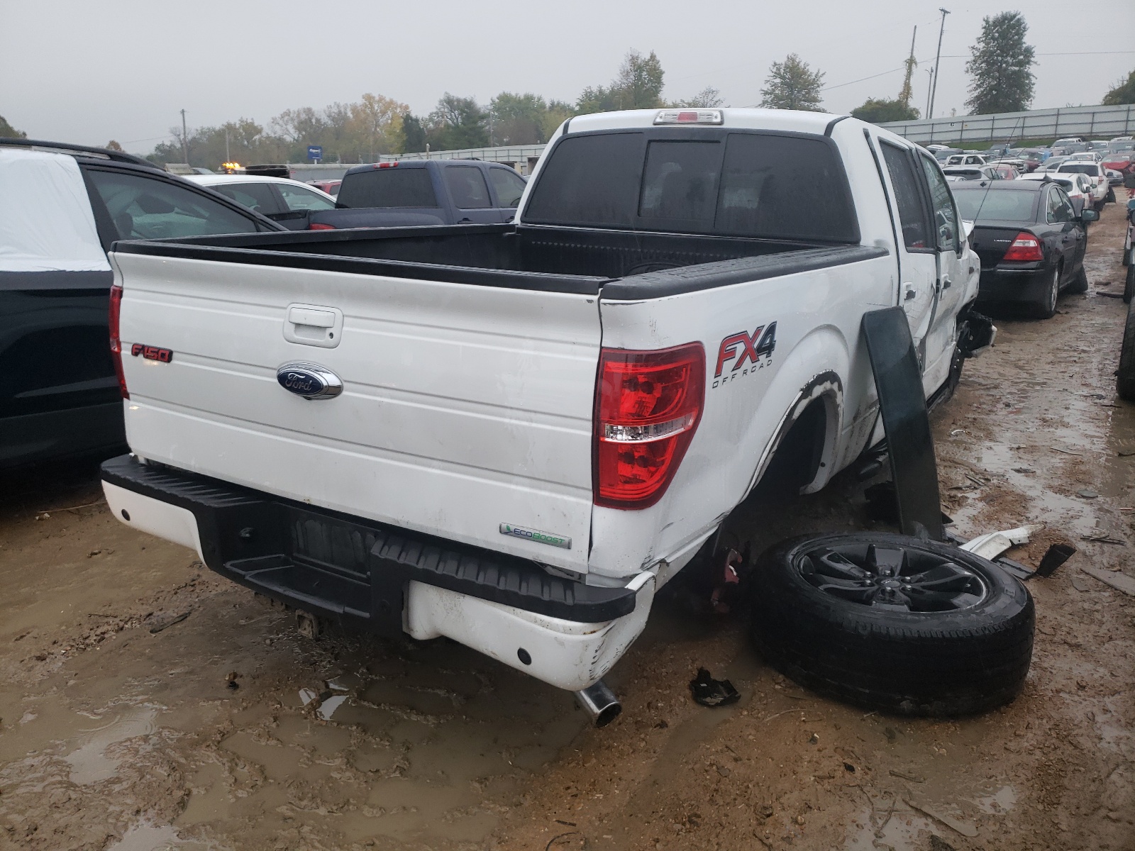 Photo 4 from auction – 2013 FORD F150 SUPER with VIN 1FTFW1ET0DFA32998