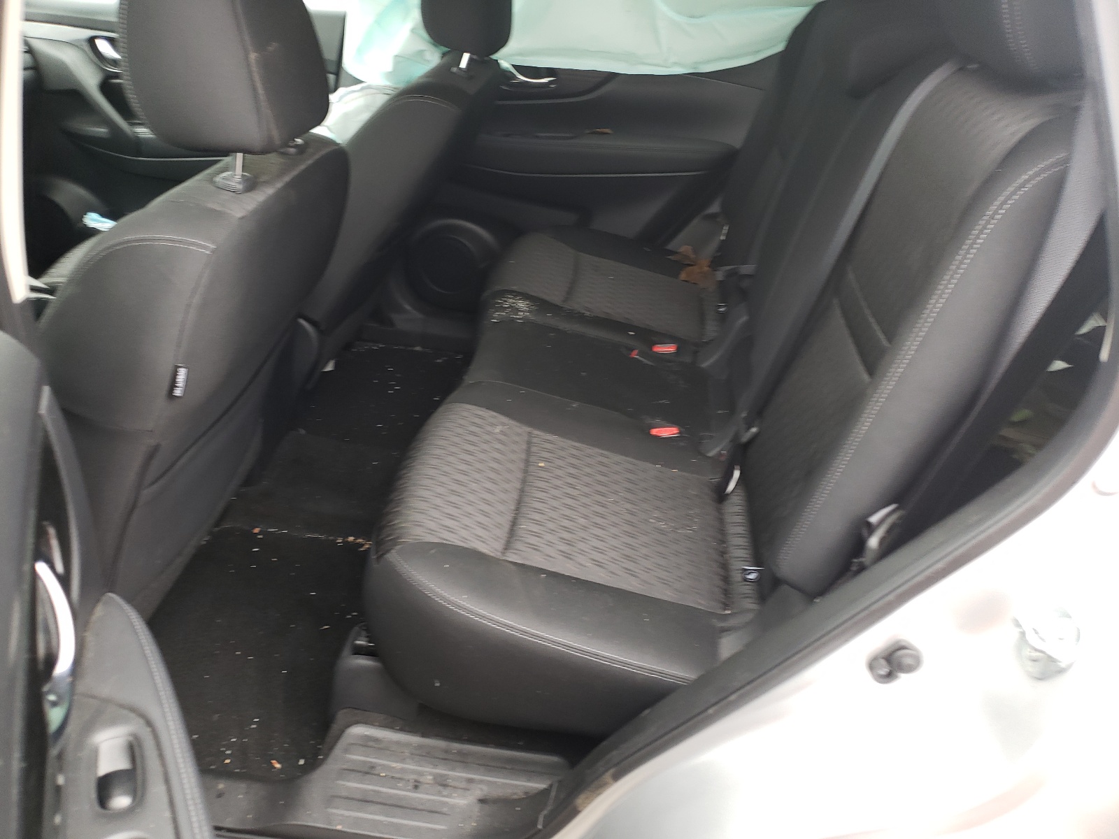 Photo 6 from auction – 2018 NISSAN ROGUE S with VIN KNMAT2MV0JP588259