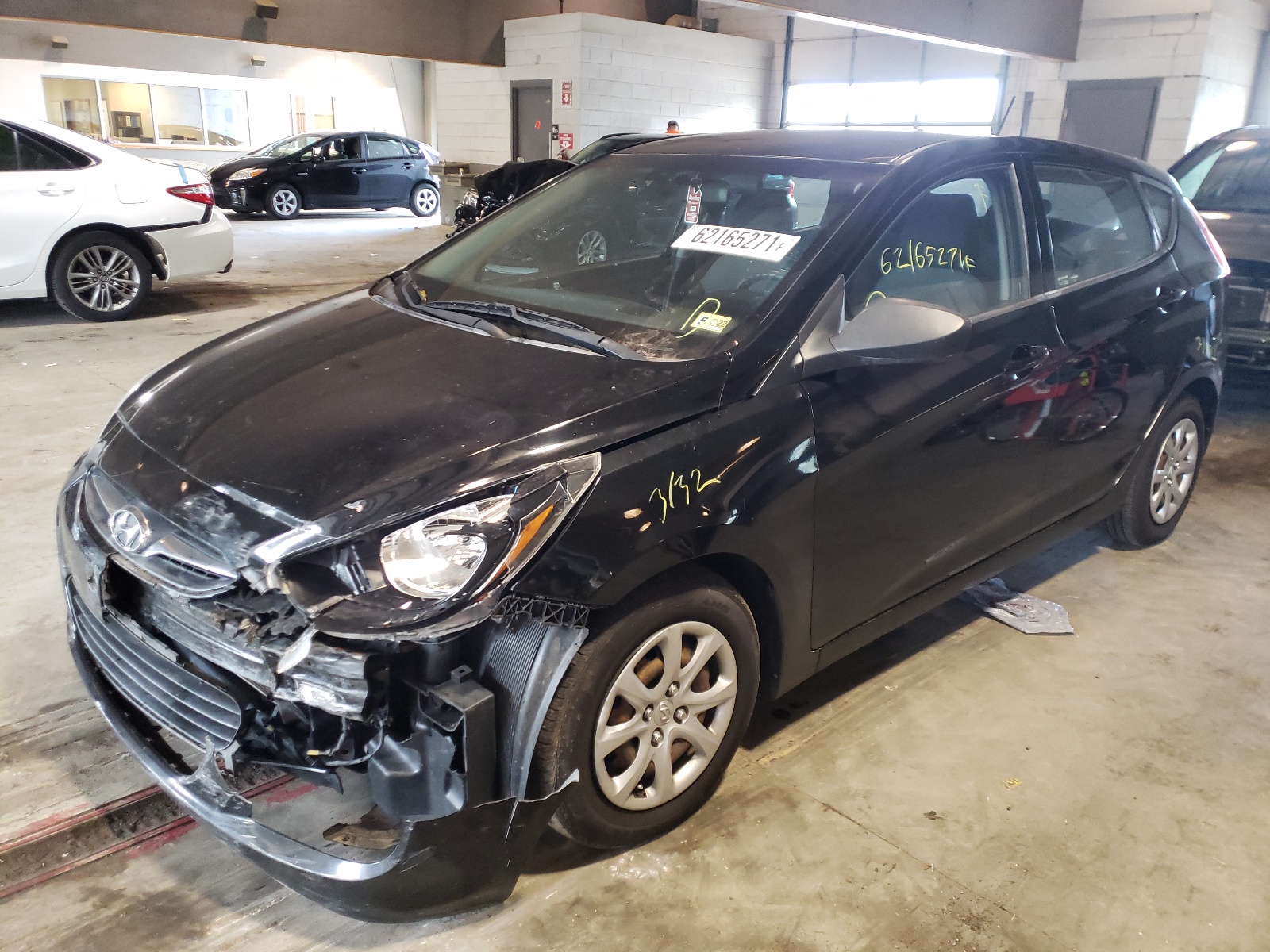 Photo 2 from auction – 2014 HYUNDAI ACCENT GLS with VIN KMHCT5AE2EU197132