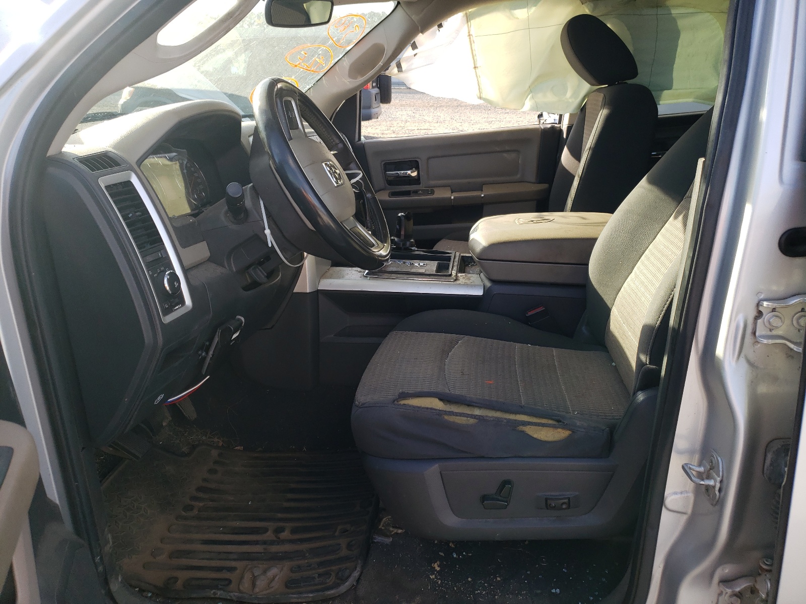 Фото 5 с аукциона – 2011 DODGE RAM 1500 с VIN 1D7RV1GT9BS577248