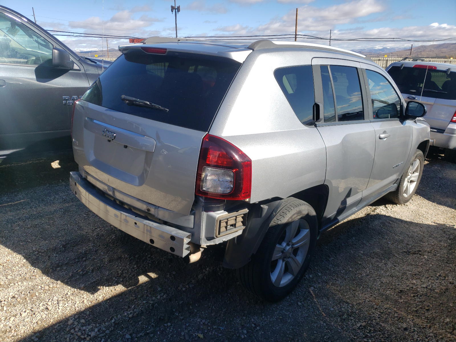 Photo 4 from auction – 2015 JEEP COMPASS SP with VIN 1C4NJDBB6FD269100