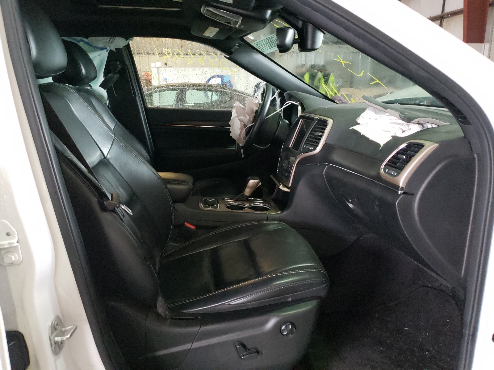 Photo 5 from auction – 2016 JEEP GRAND CHER with VIN 1C4RJFBG4GC499332