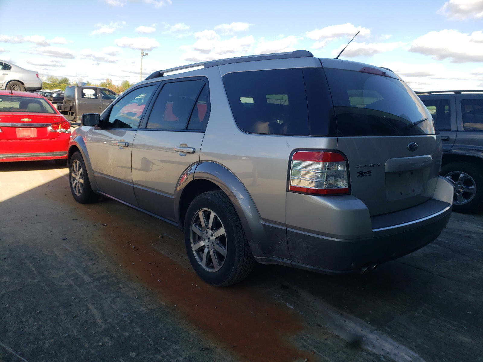 Photo 3 from auction – 2008 FORD TAURUS X S with VIN 1FMDK02W68GA13282
