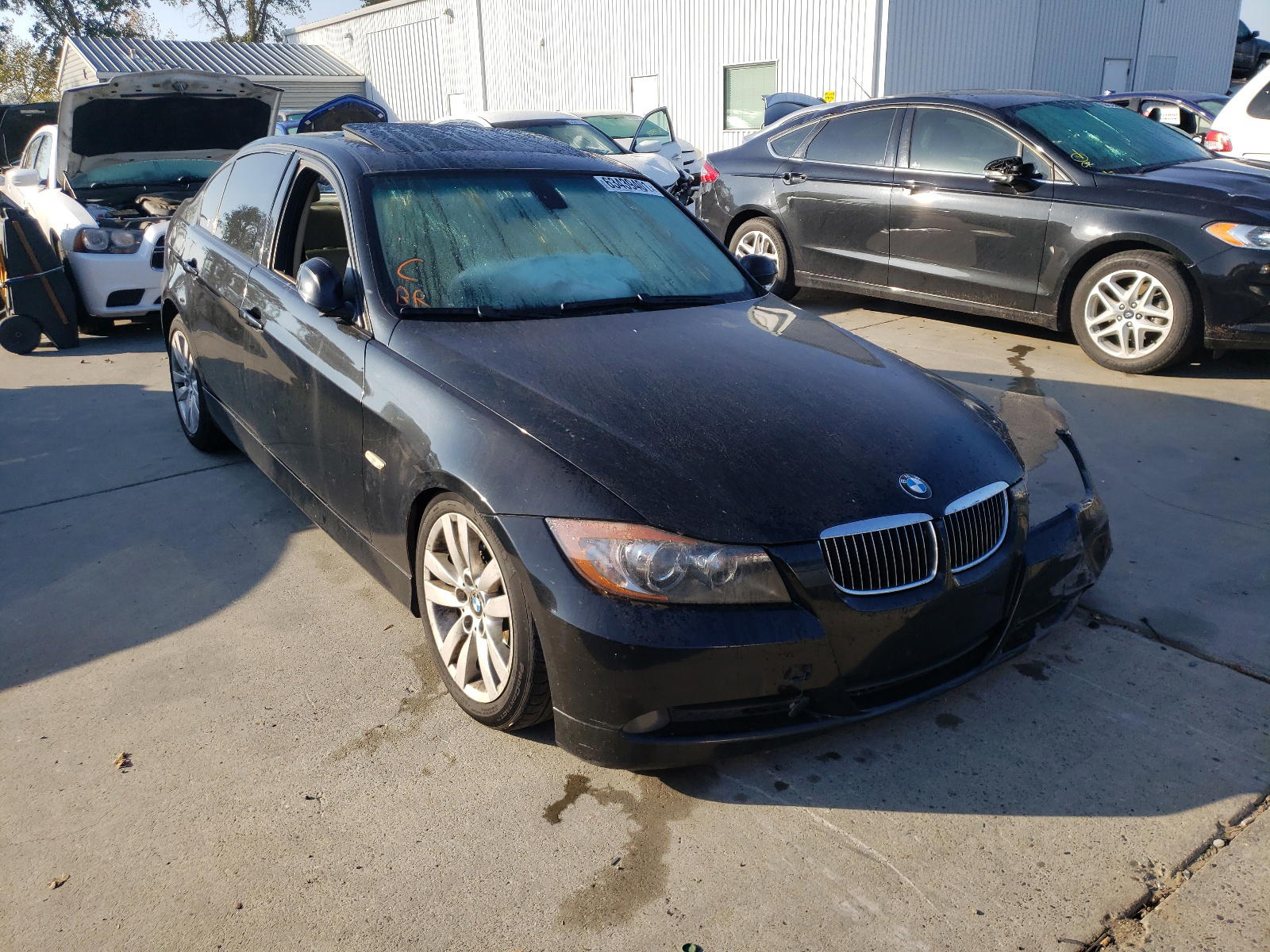 BMW 328 I 2007 with VIN WBAVA33597PG39085 - Photo from auction