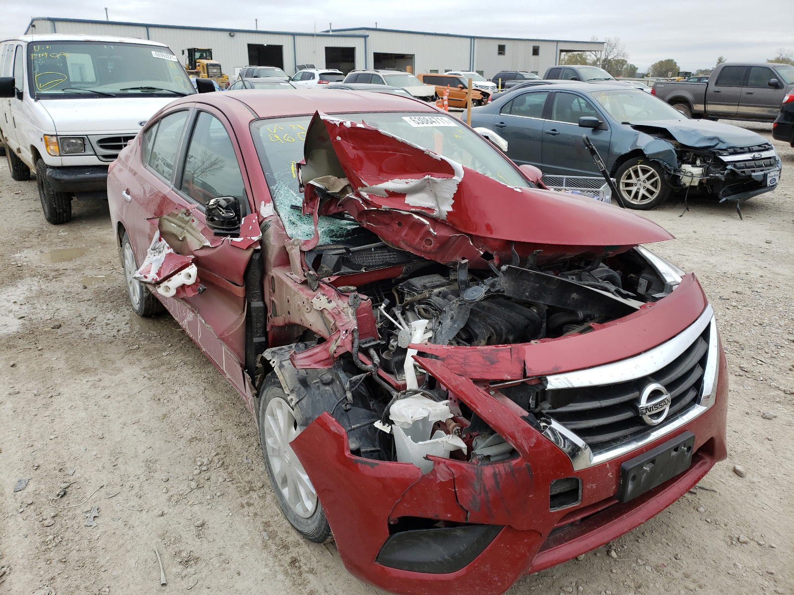 NISSAN VERSA S 2015 with VIN 3N1CN7AP1FL960185 - Photo from auction