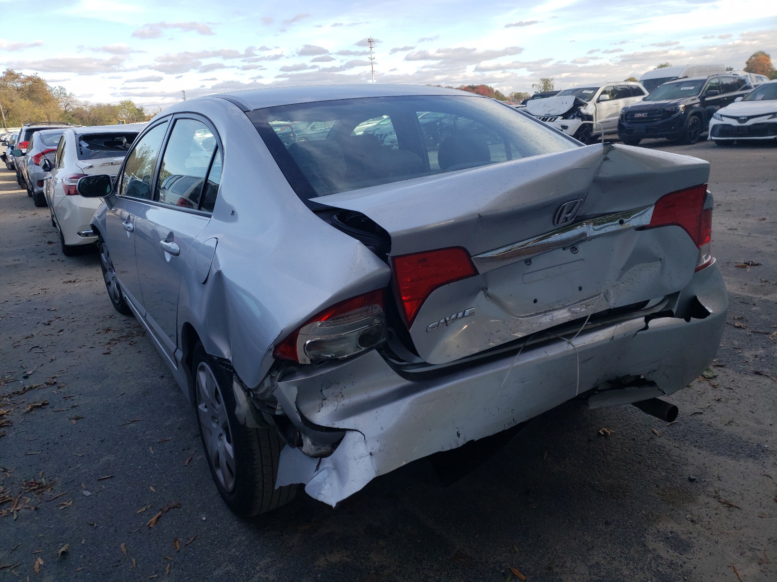 Photo 3 from auction – 2010 HONDA CIVIC LX with VIN 2HGFA1F56AH575086
