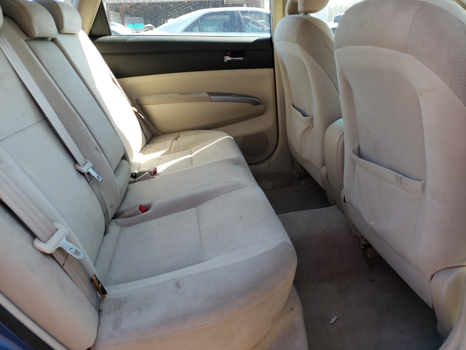 Photo 6 from auction – 2005 TOYOTA PRIUS with VIN JTDKB20U453026981