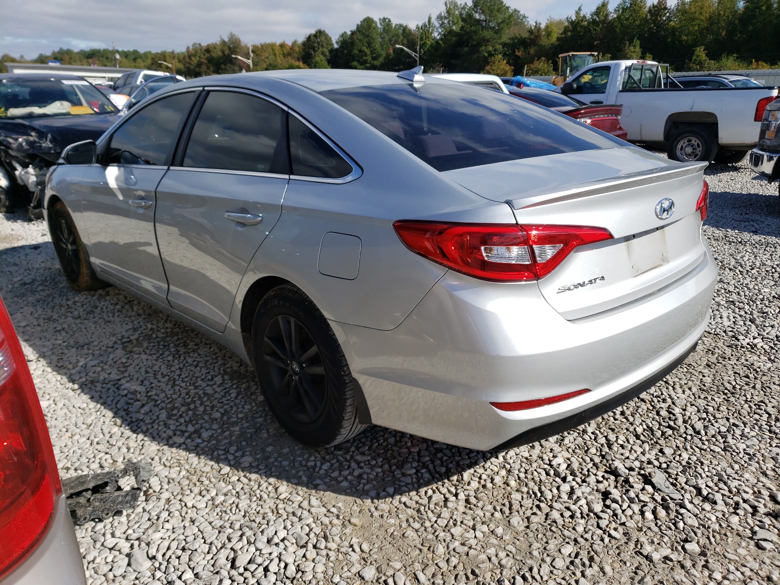 Photo 3 from auction – 2016 HYUNDAI SONATA SE with VIN 5NPE24AF1GH397001