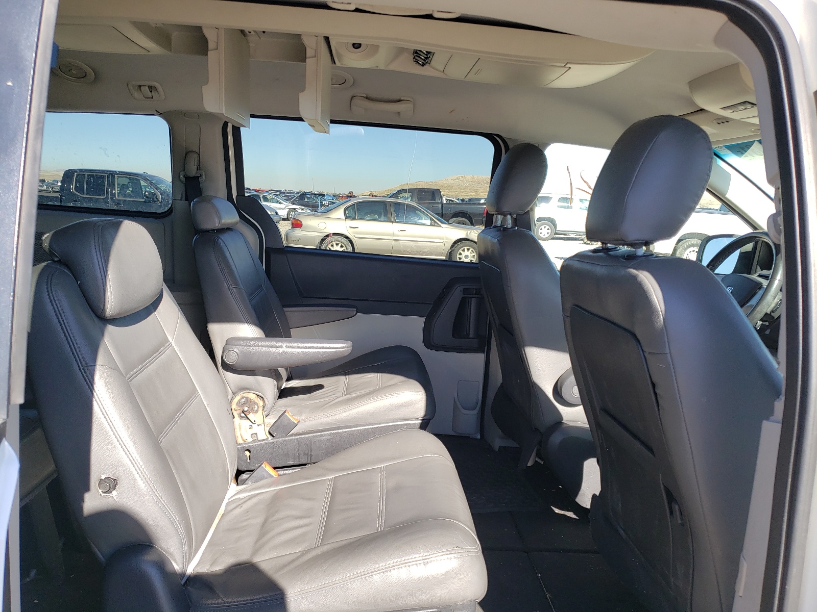 Photo 6 from auction – 2008 DODGE GRAND CARA with VIN 1D8HN54P08B136509