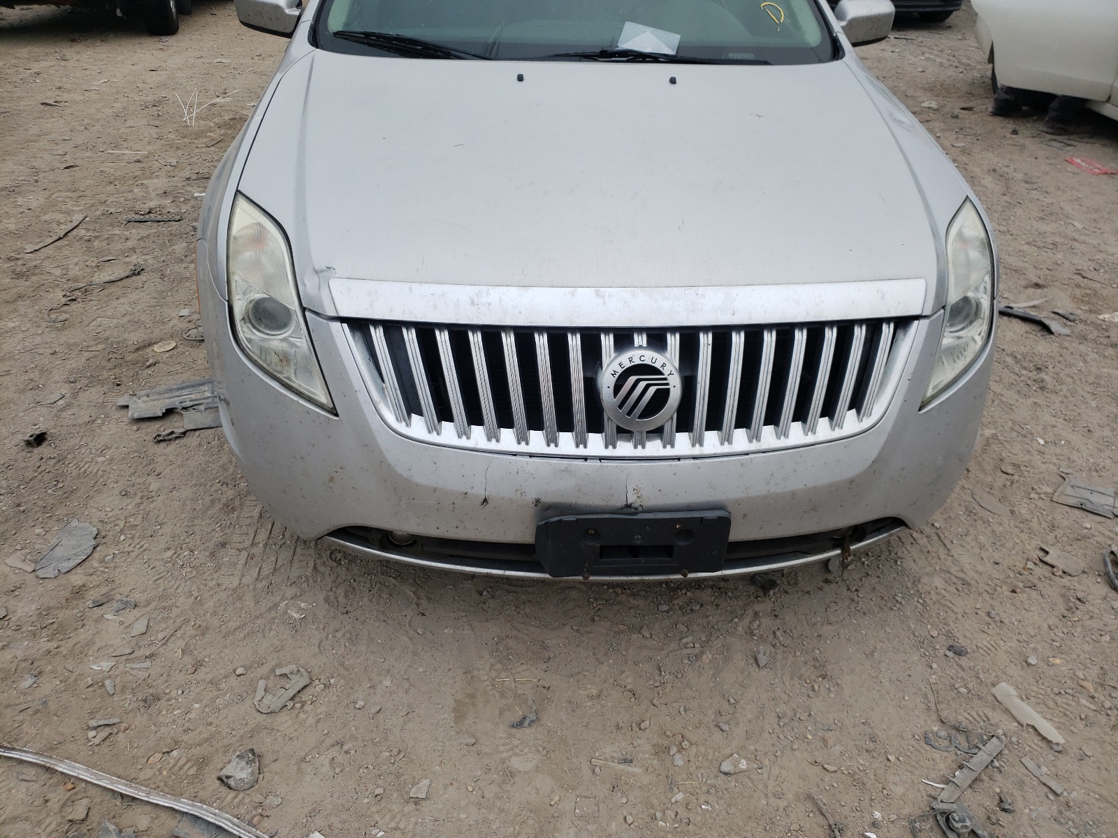 Photo 9 from auction – 2010 MERCURY MILAN PREM with VIN 3MEHM0JG3AR641386
