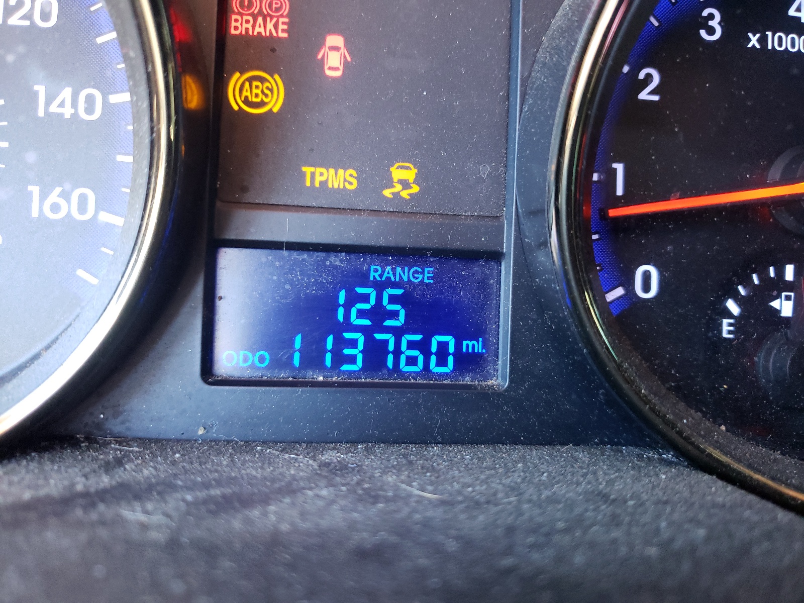 Photo 8 from auction – 2012 HYUNDAI GENESIS CO with VIN KMHHU6KH7CU079401