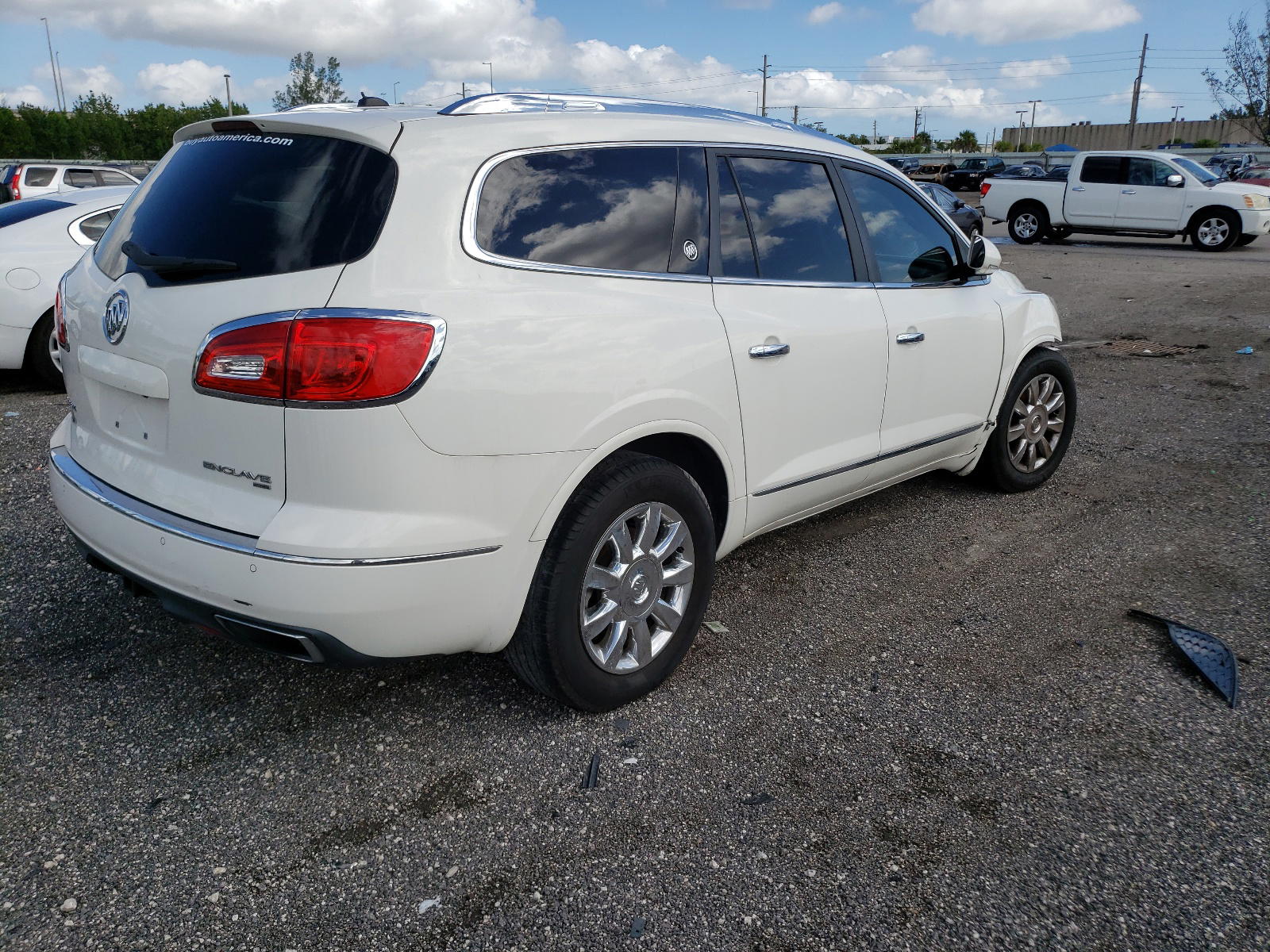Photo 4 from auction – 2014 BUICK ENCLAVE with VIN 5GAKVBKD3EJ363157