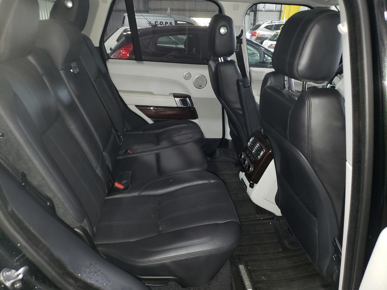 Photo 6 from auction – 2016 LAND ROVER RANGE ROVE with VIN SALGS2VF7GA246669