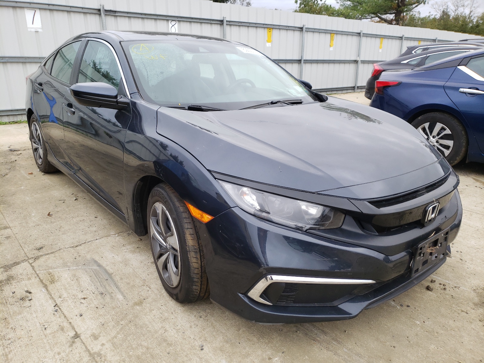 Photo 1 from auction – 2019 HONDA CIVIC LX with VIN 2HGFC2F67KH592862