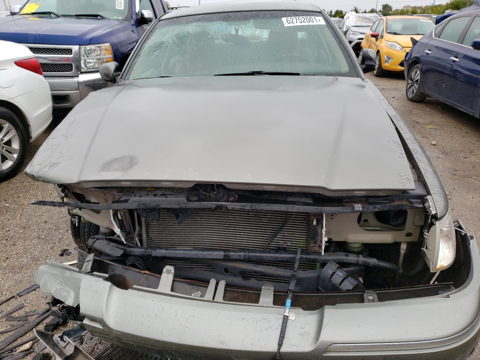 Photo 7 from auction – 2003 MERCURY GRAND MARQ with VIN 2MEFM75W63X691432