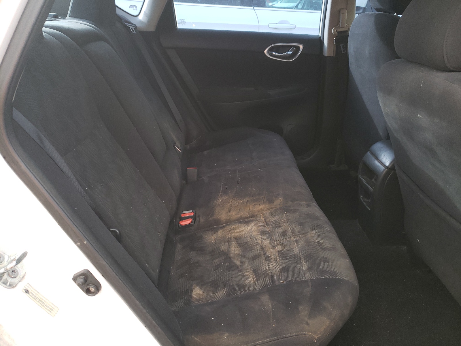 Photo 6 from auction – 2013 NISSAN SENTRA S with VIN 3N1AB7AP0DL665172