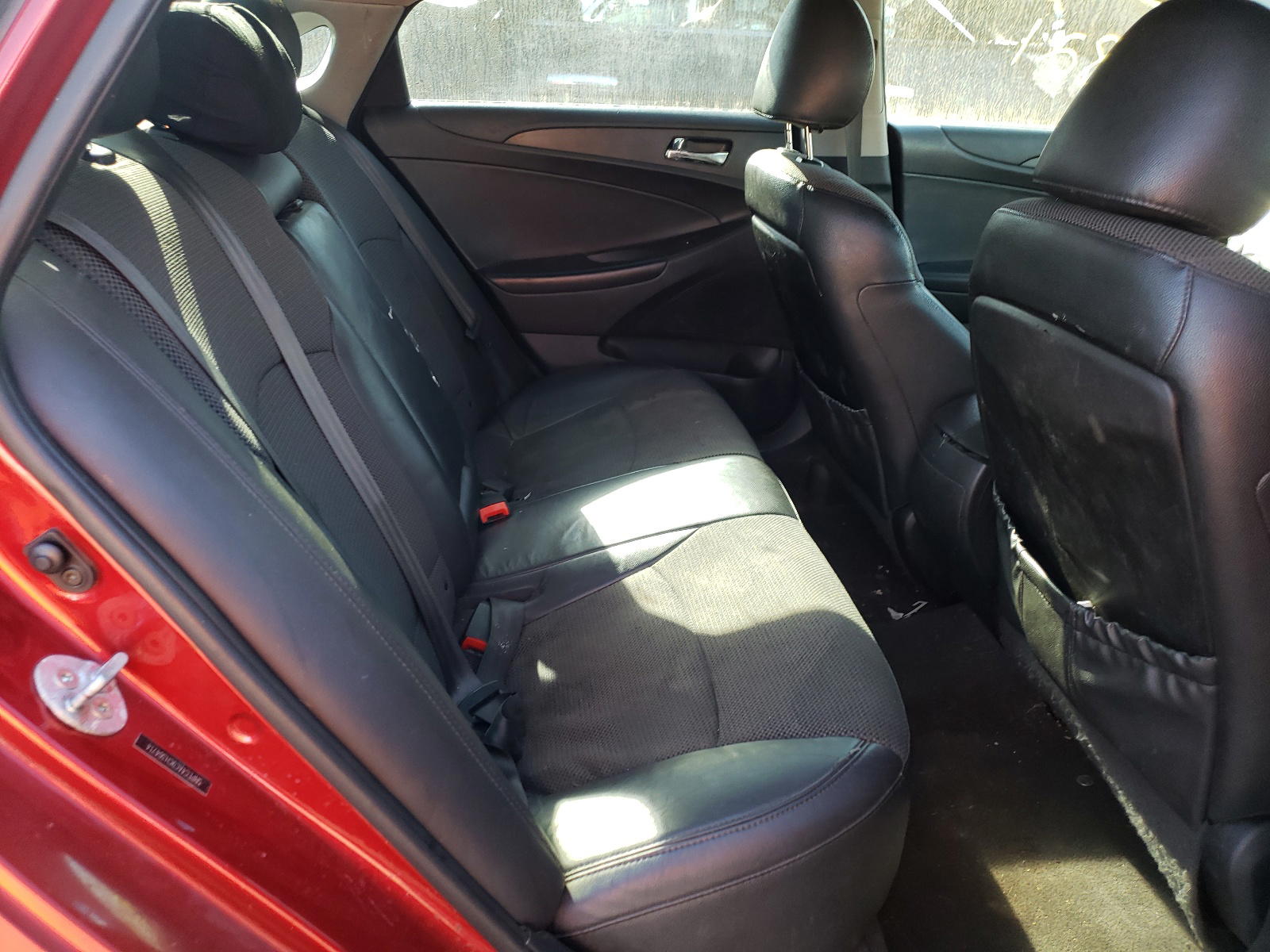 Photo 6 from auction – 2012 HYUNDAI SONATA with VIN 5NPEC4AC9CH364714
