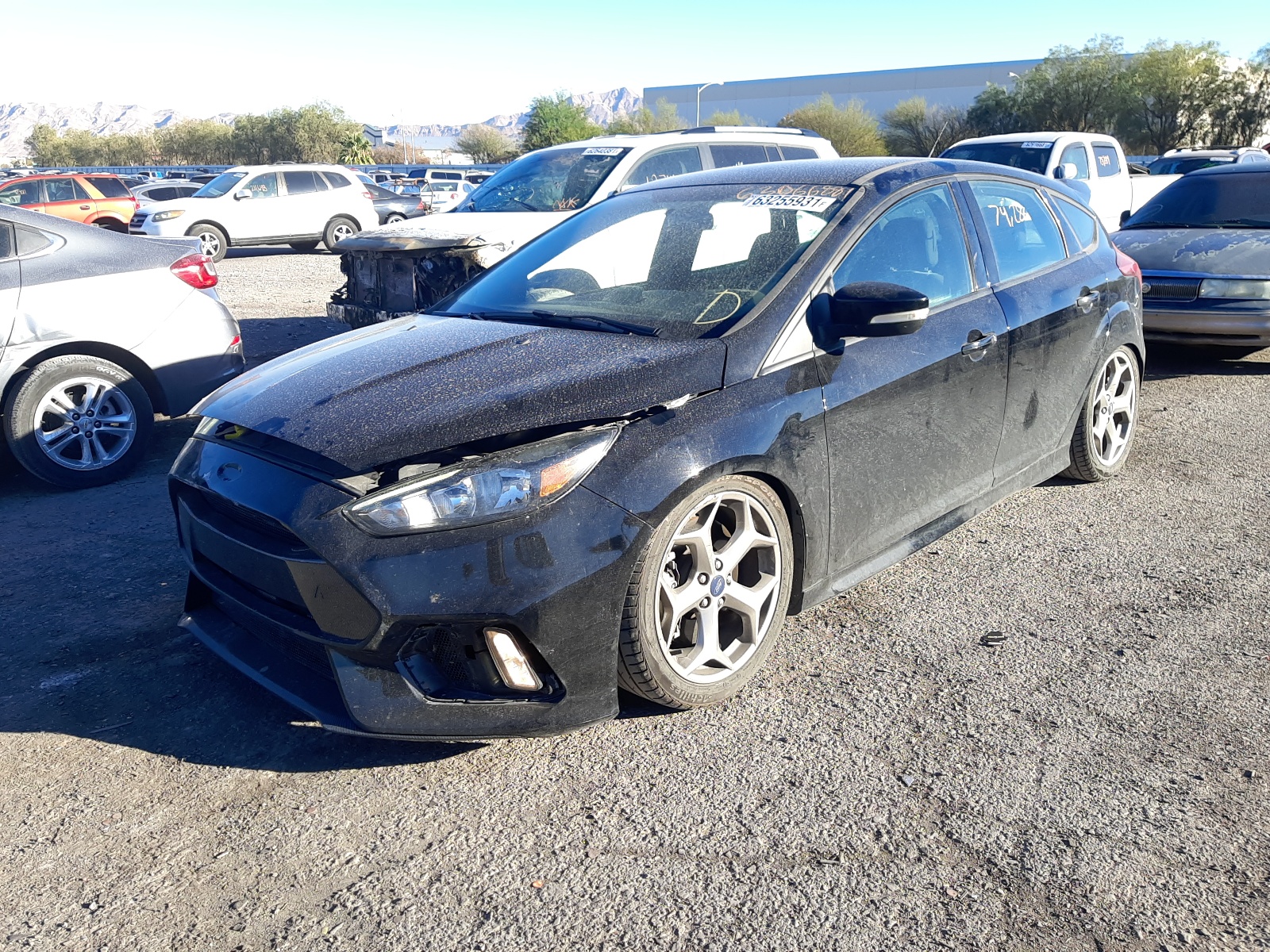 Photo 2 from auction – 2018 FORD FOCUS ST with VIN 1FADP3L9XJL332106