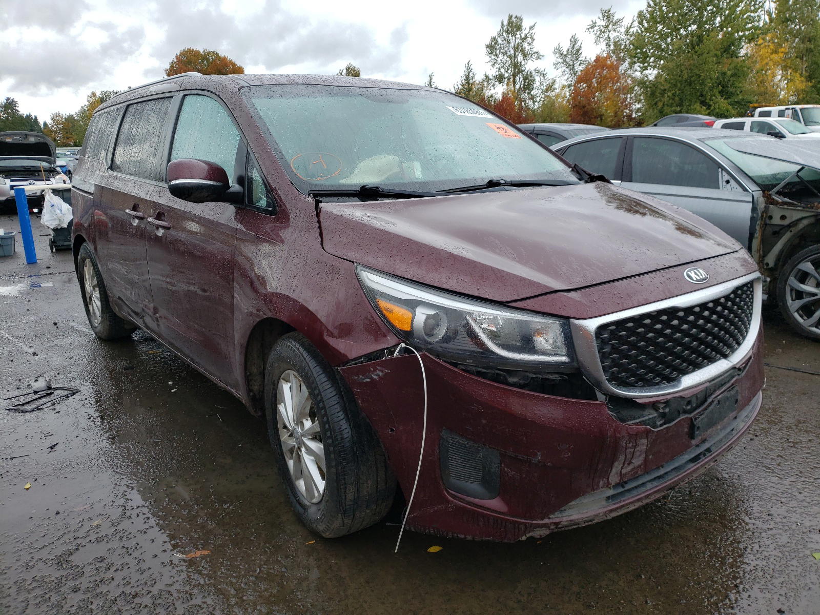 KIA SEDONA LX 2015 with VIN KNDMB5C19F6072818 - Photo from auction
