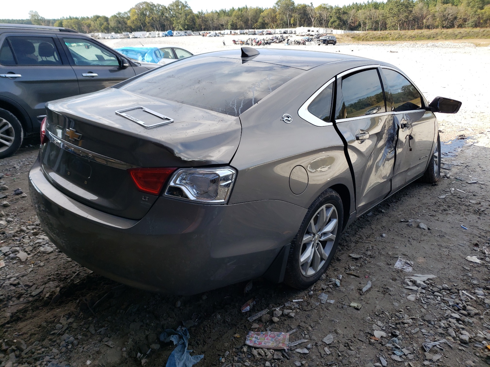Photo 4 from auction – 2018 CHEVROLET IMPALA LT with VIN 2G1105S33J9106810