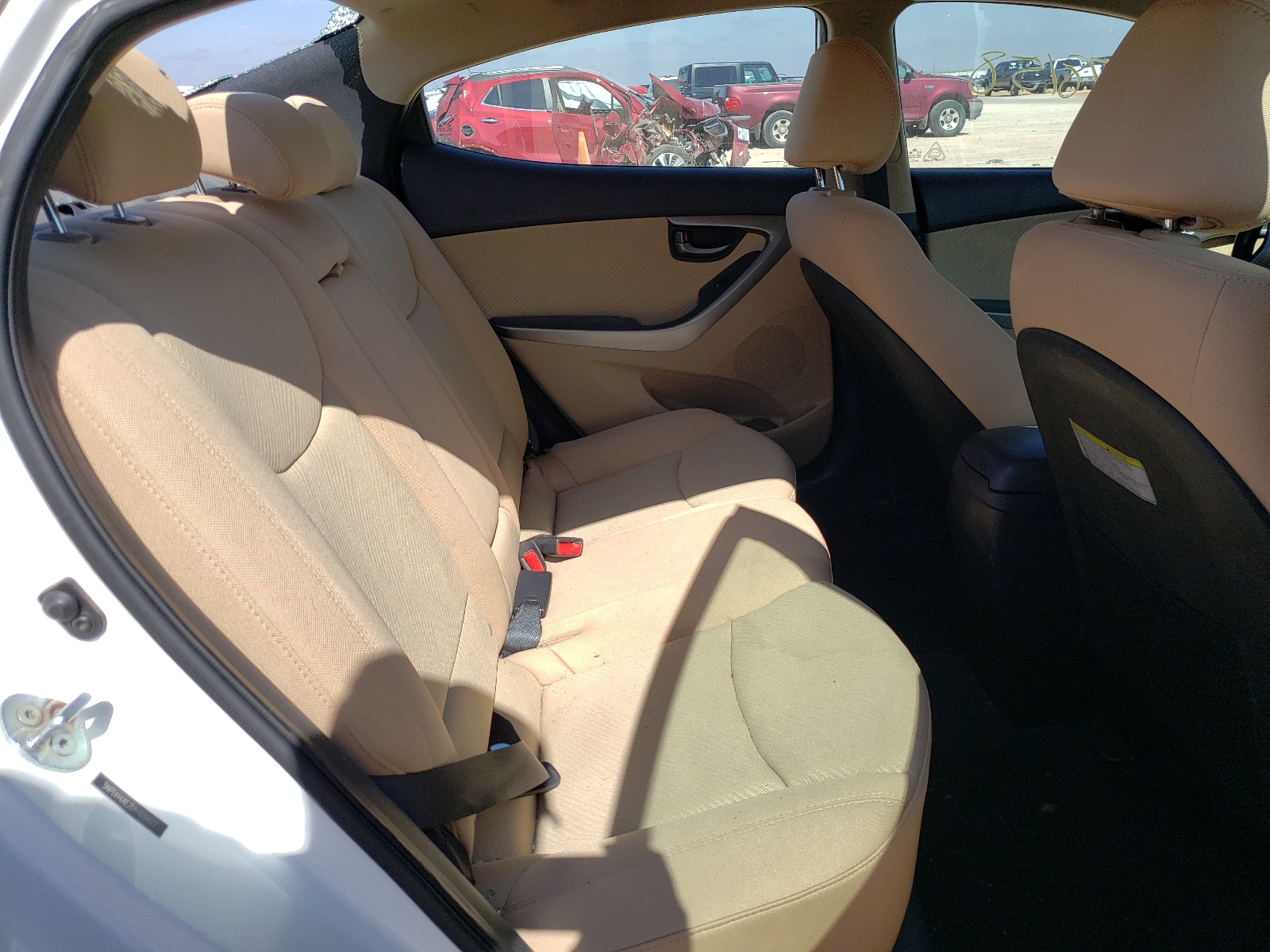 Photo 6 from auction – 2013 HYUNDAI ELANTRA GL with VIN 5NPDH4AE2DH409427