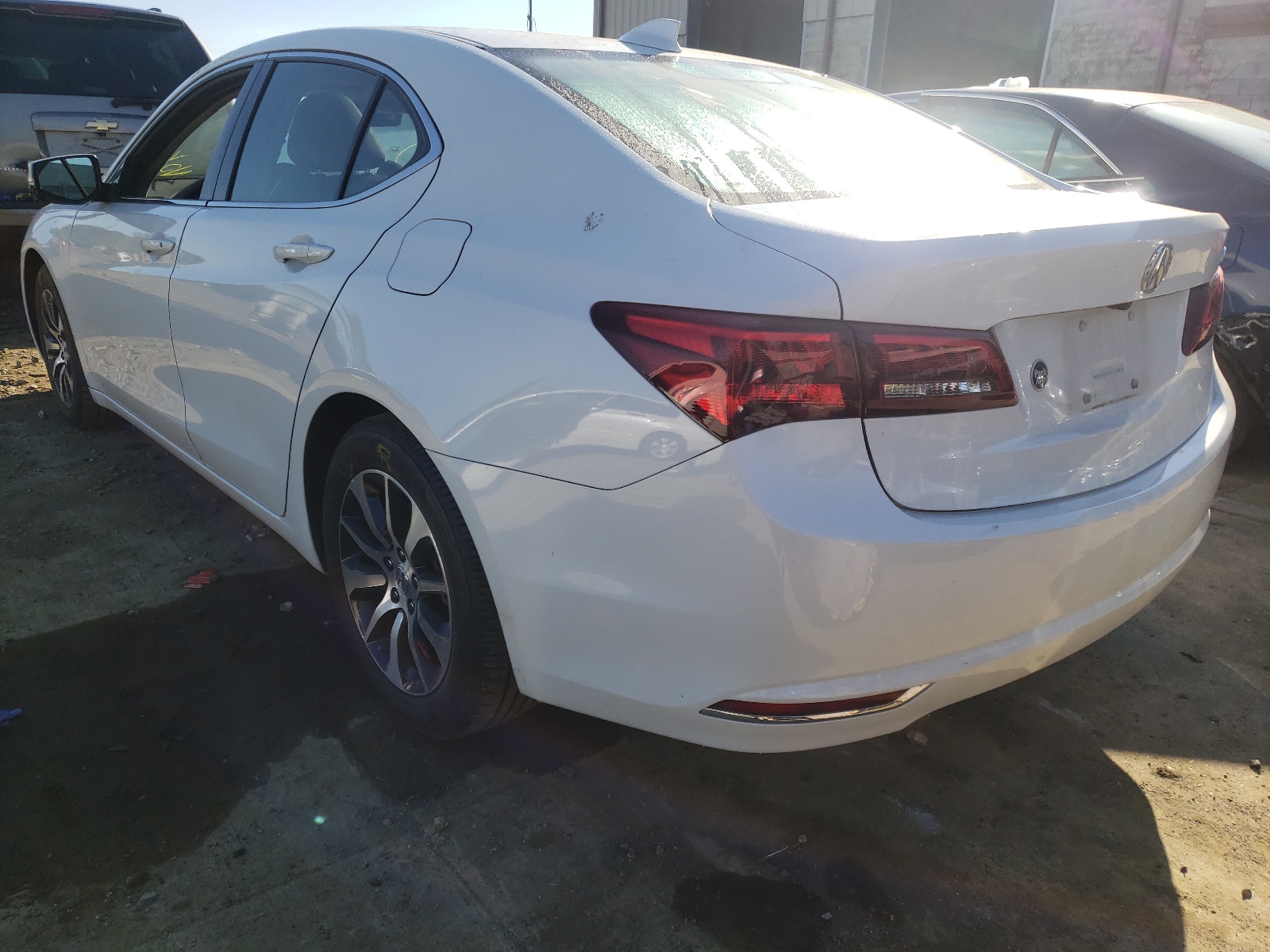 Photo 3 from auction – 2017 ACURA TLX TECH with VIN 19UUB1F53HA007276