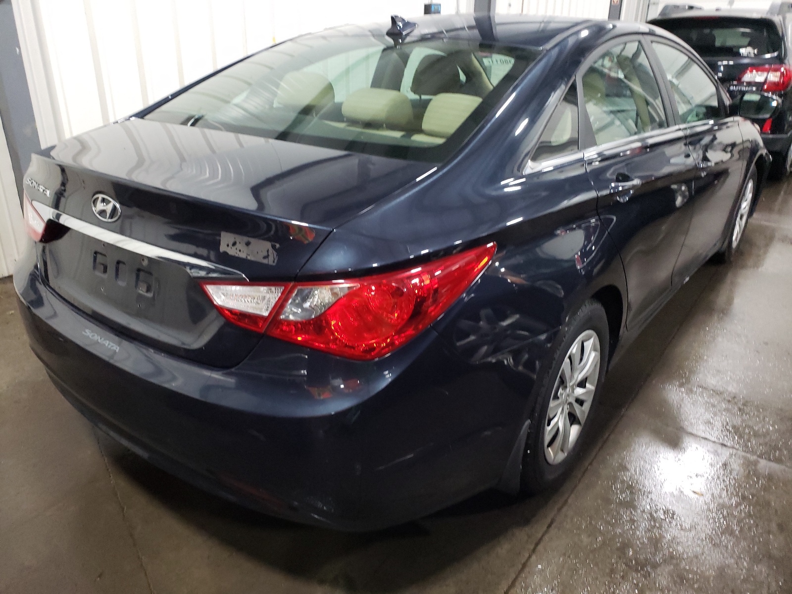 Photo 4 from auction – 2013 HYUNDAI SONATA GLS with VIN 5NPEB4ACXDH608259