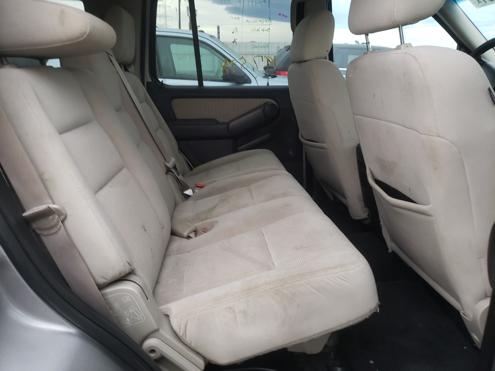 Фото 6 с аукциона – 2008 FORD EXPLORER X с VIN 1FMEU73E48UA45551