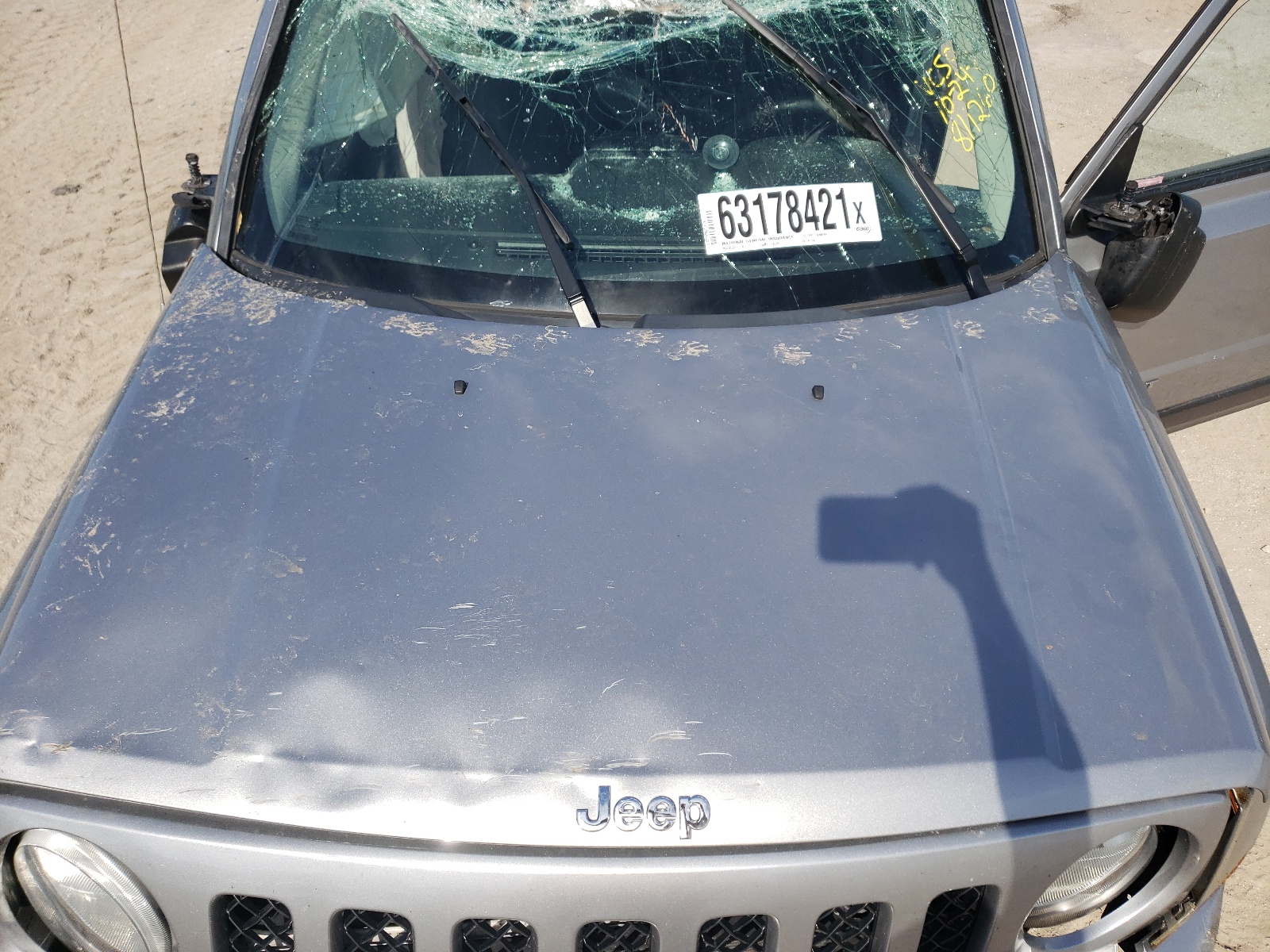 Photo 7 from auction – 2016 JEEP PATRIOT LA with VIN 1C4NJPFB4GD811260