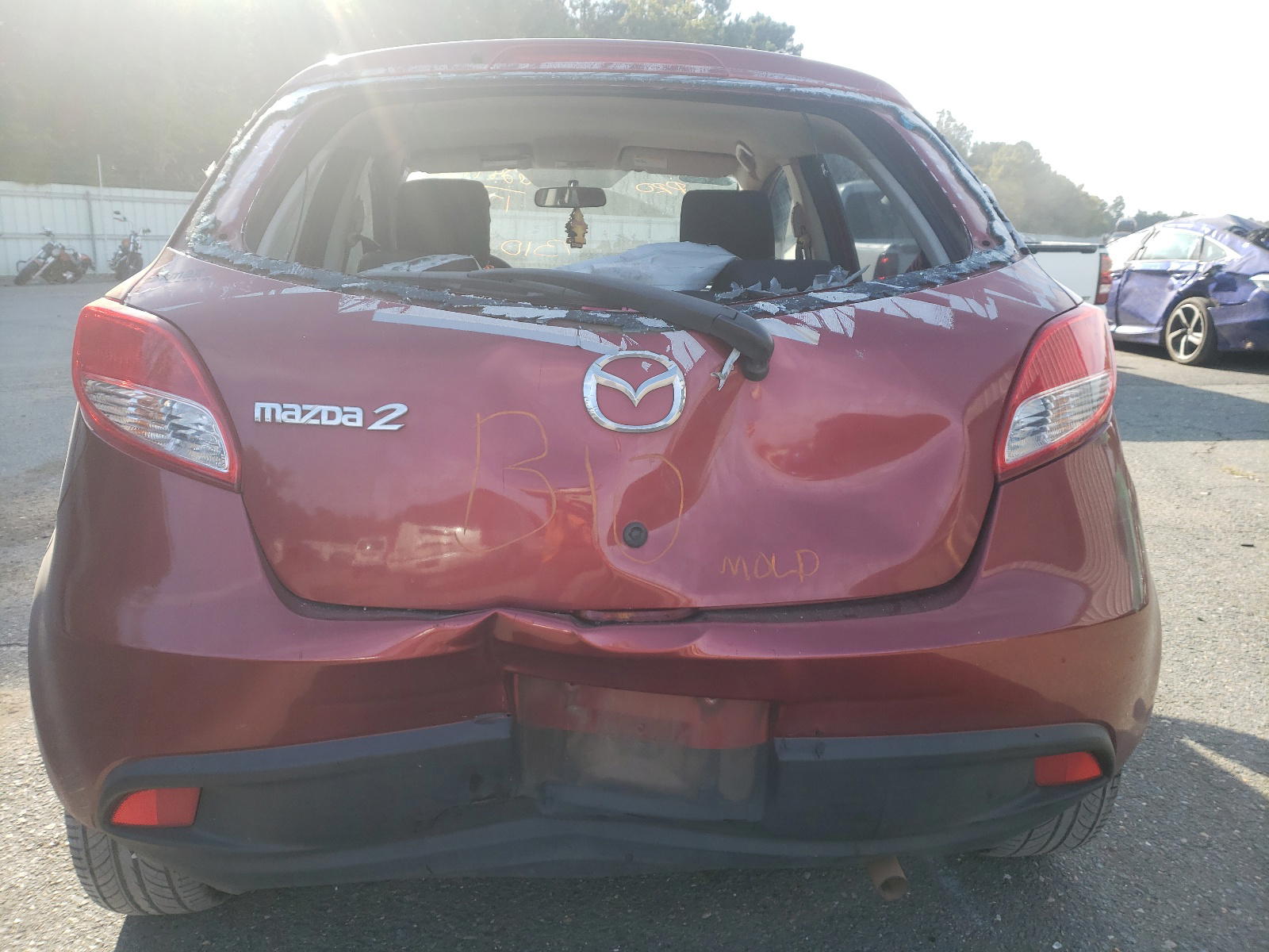 Photo 9 from auction – 2014 MAZDA MAZDA2 SPO with VIN JM1DE1KY0E0171608