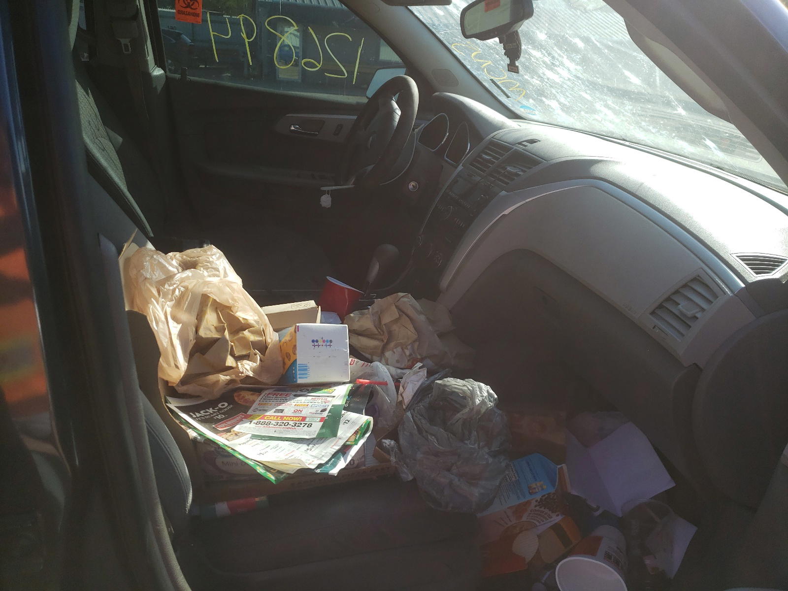 Photo 5 from auction – 2012 CHEVROLET TRAVERSE L with VIN 1GNKVFEDXCJ342697