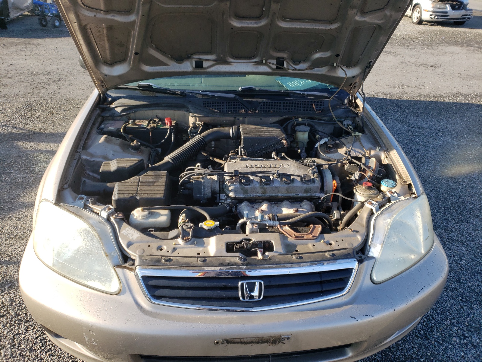 Photo 7 from auction – 2000 HONDA CIVIC with VIN 1HGEJ6674YL018457