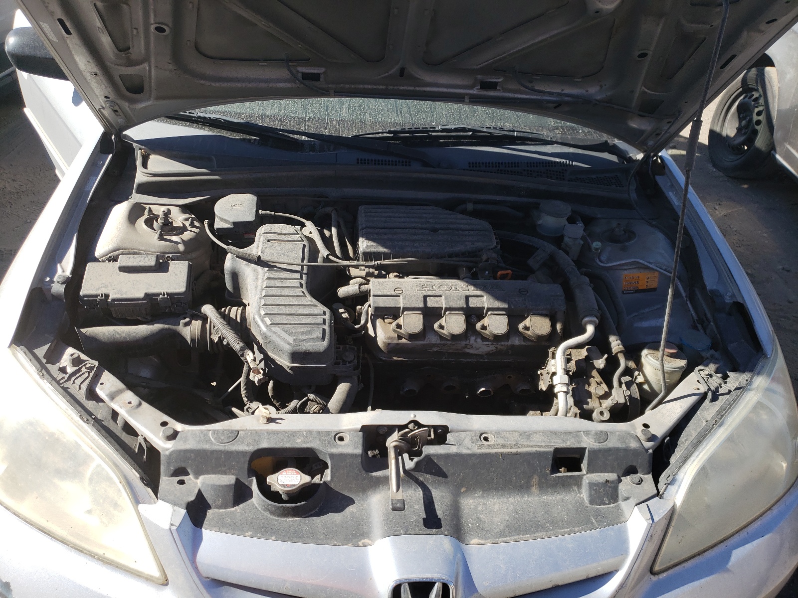 Photo 7 from auction – 2005 HONDA CIVIC LX with VIN JHMES15575S002753