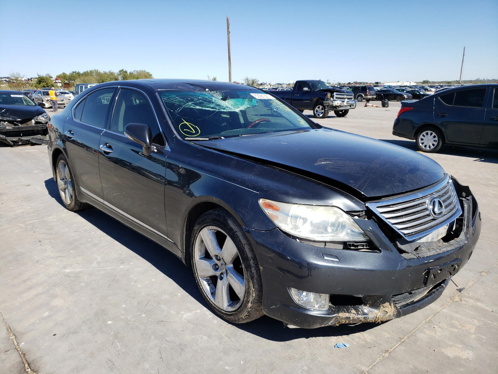 LEXUS LS 460 2011 with VIN JTHBL5EF8B5107750 - Photo from auction