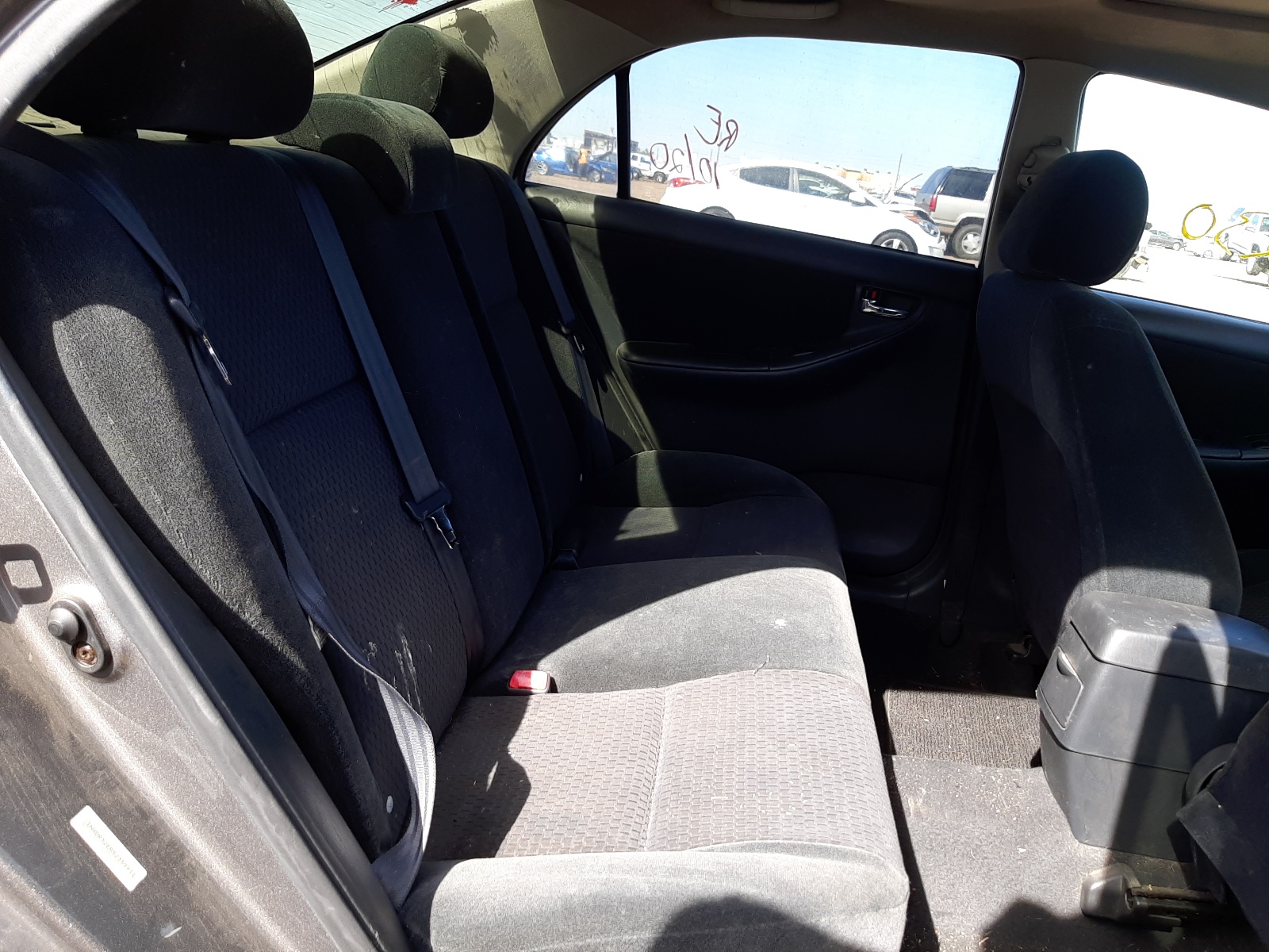 Photo 6 from auction – 2005 TOYOTA COROLLA CE with VIN 1NXBR32E85Z359911