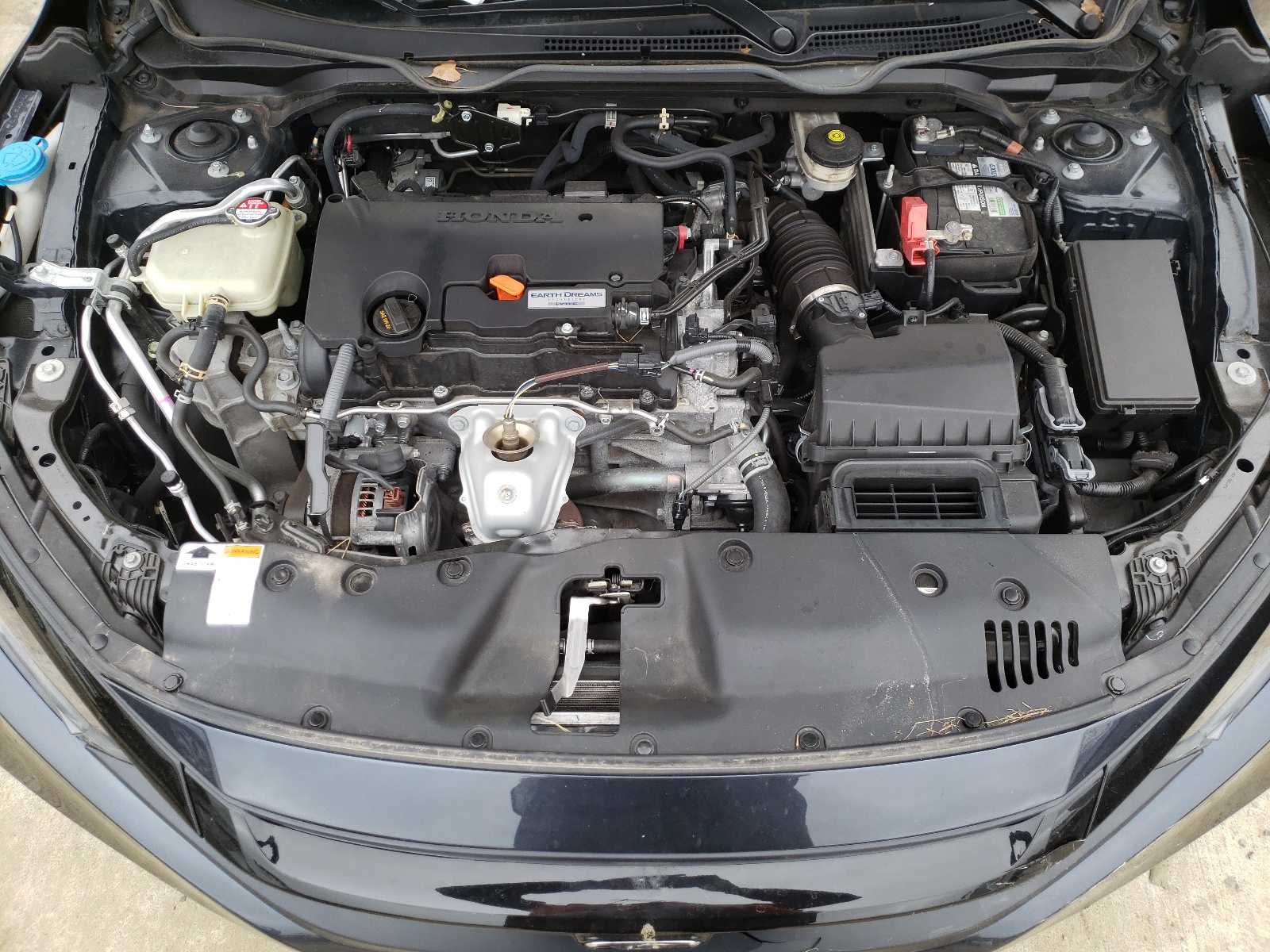 Photo 7 from auction – 2019 HONDA CIVIC LX with VIN 2HGFC2F67KH592862