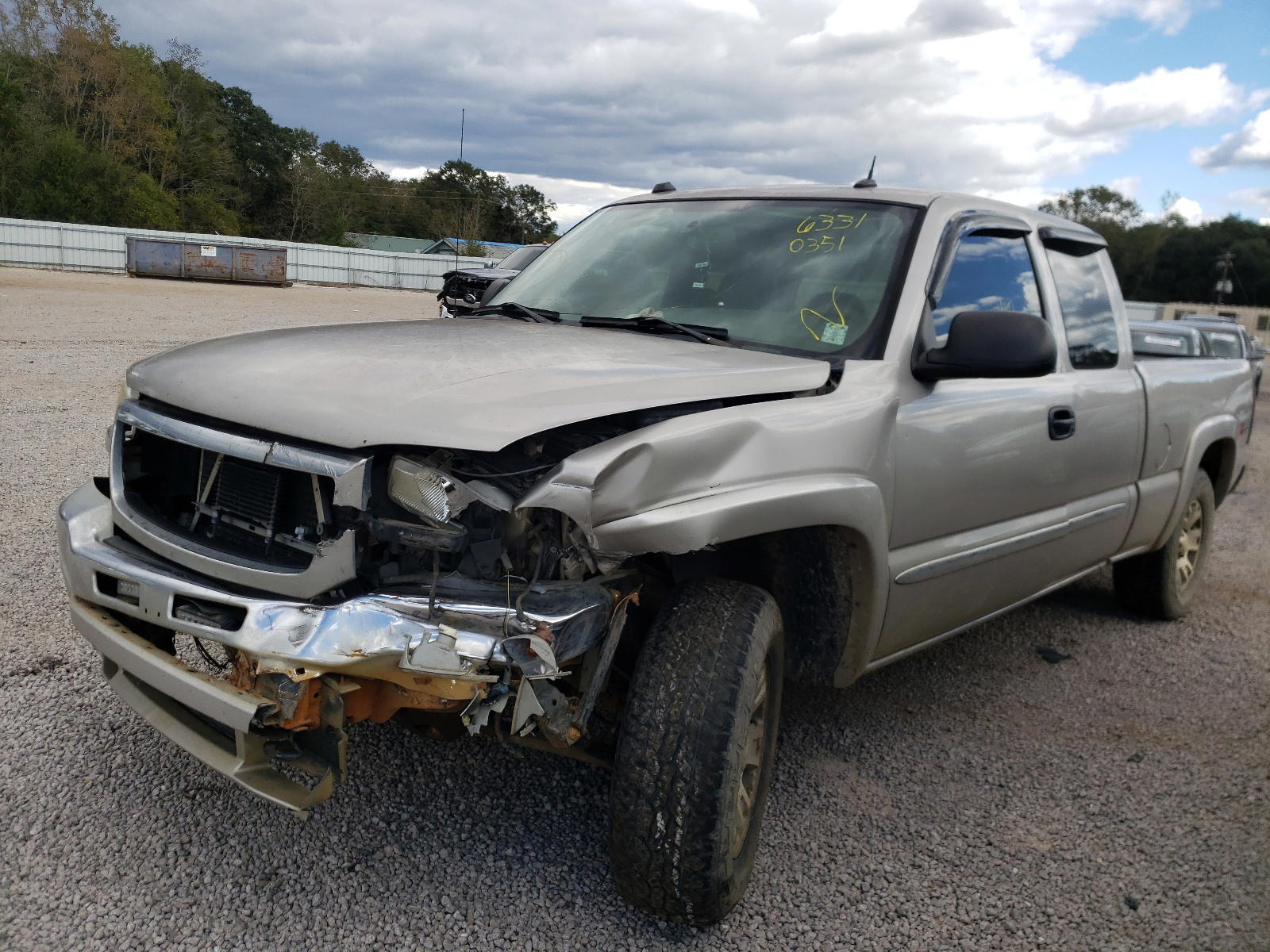 Photo 2 from auction – 2005 GMC NEW SIERRA with VIN 1GTEK19B85E339514