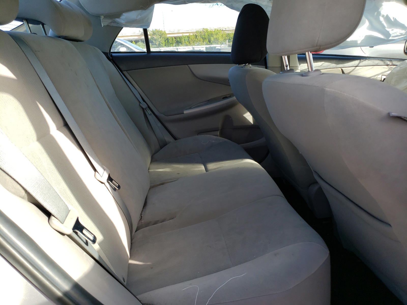 Photo 6 from auction – 2012 TOYOTA COROLLA BA with VIN 2T1BU4EE4CC812789