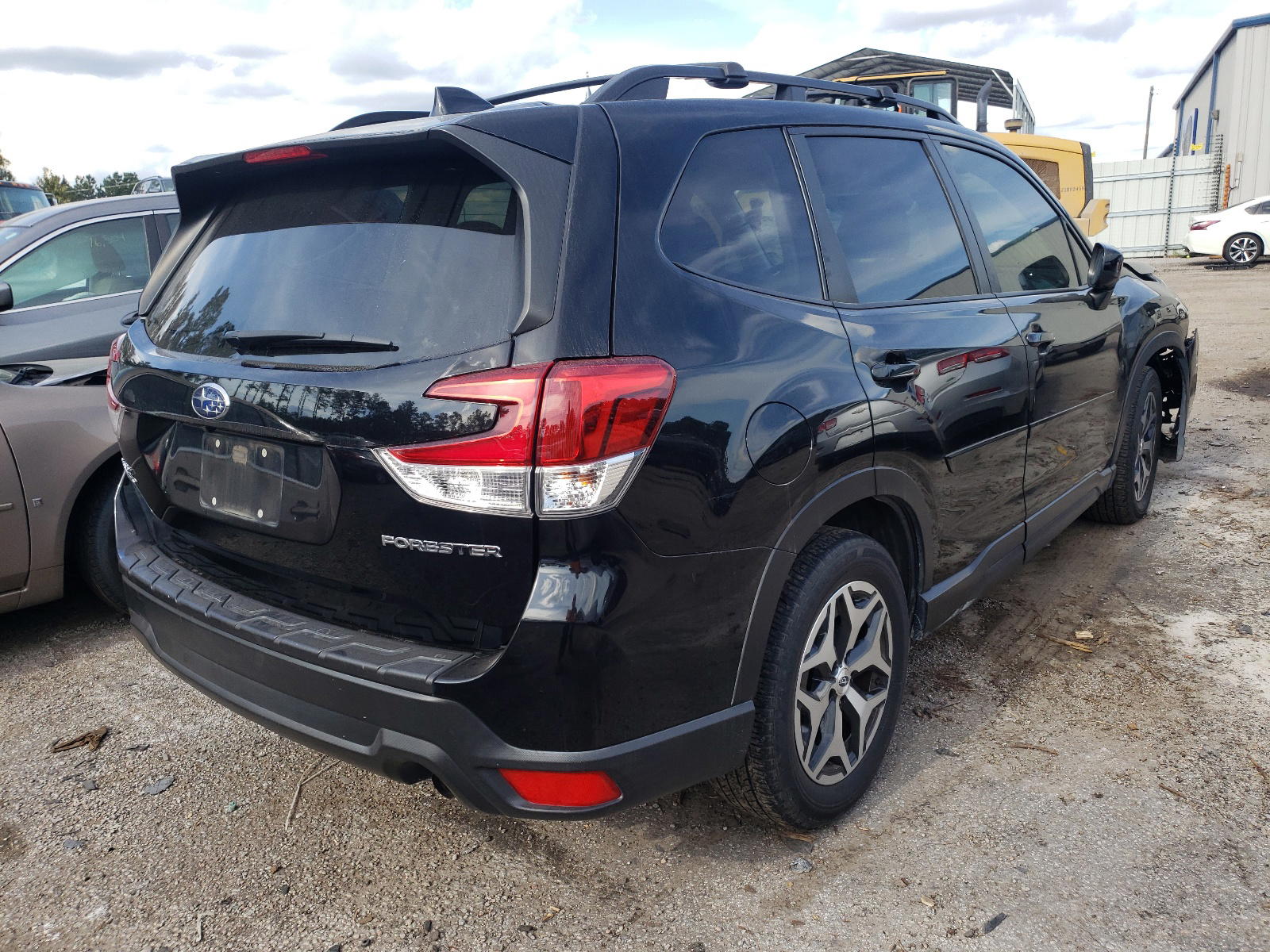 Photo 4 from auction – 2019 SUBARU FORESTER P with VIN JF2SKAGC0KH446809