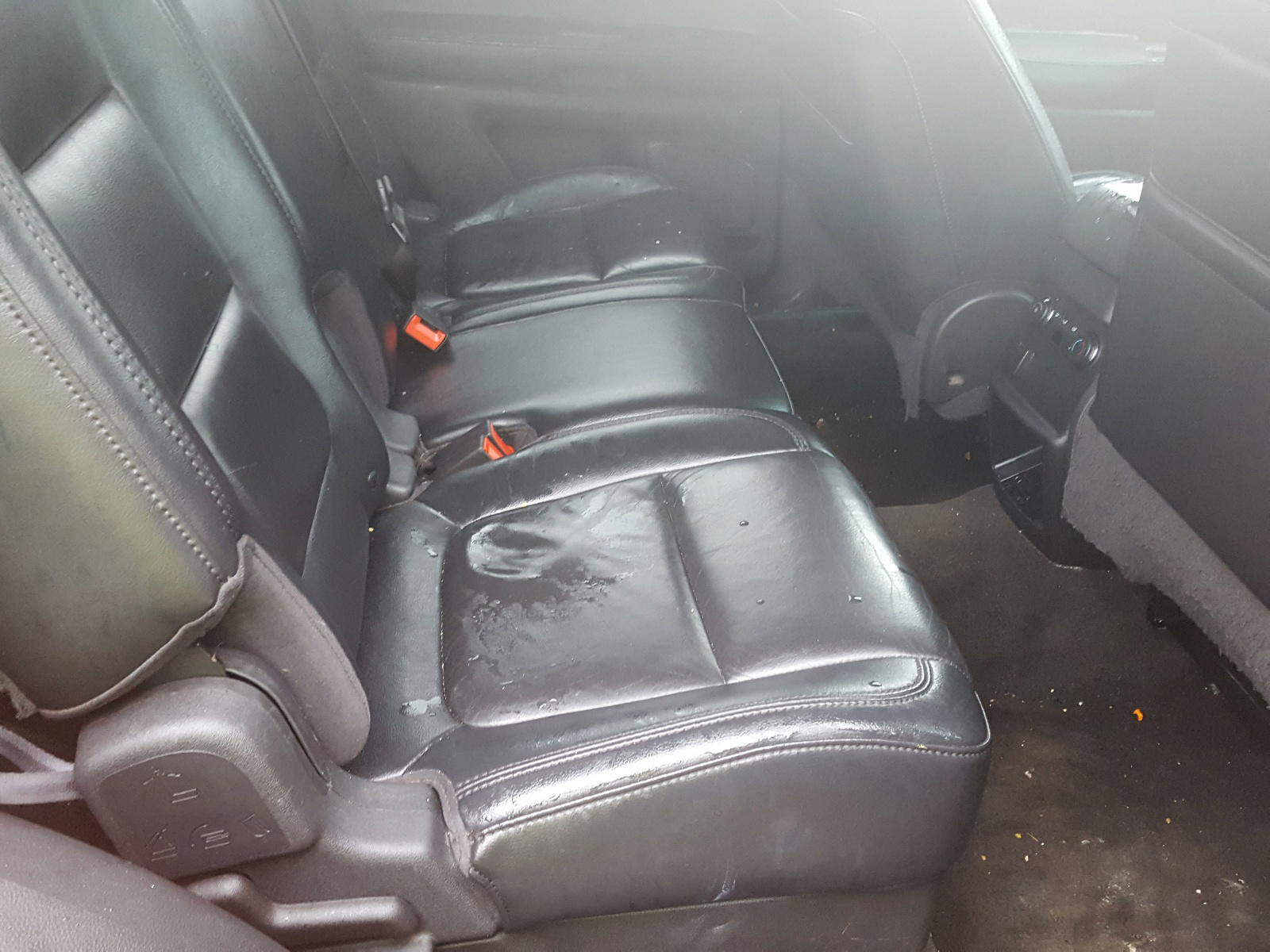 Photo 6 from auction – 2011 FORD EXPLORER X with VIN 1FMHK8D85BGA06930