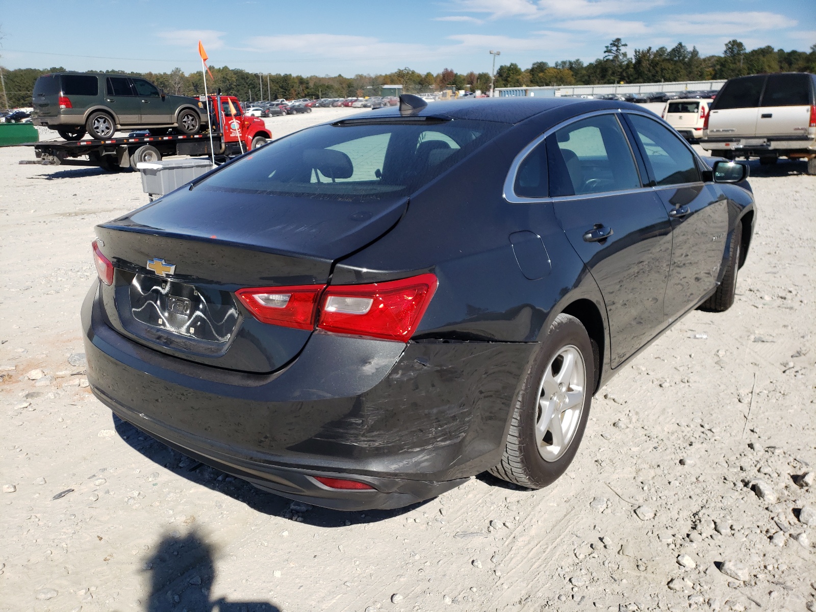 Photo 4 from auction – 2018 CHEVROLET MALIBU LS with VIN 1G1ZC5ST5JF168243