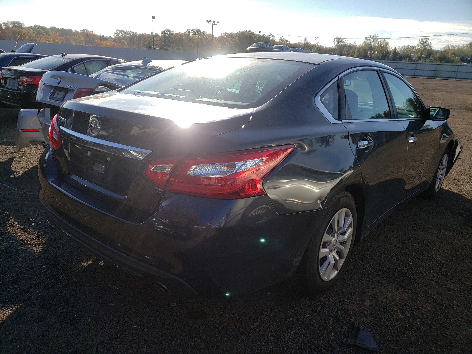 Photo 4 from auction – 2016 NISSAN ALTIMA 2.5 with VIN 1N4AL3AP4GC270517