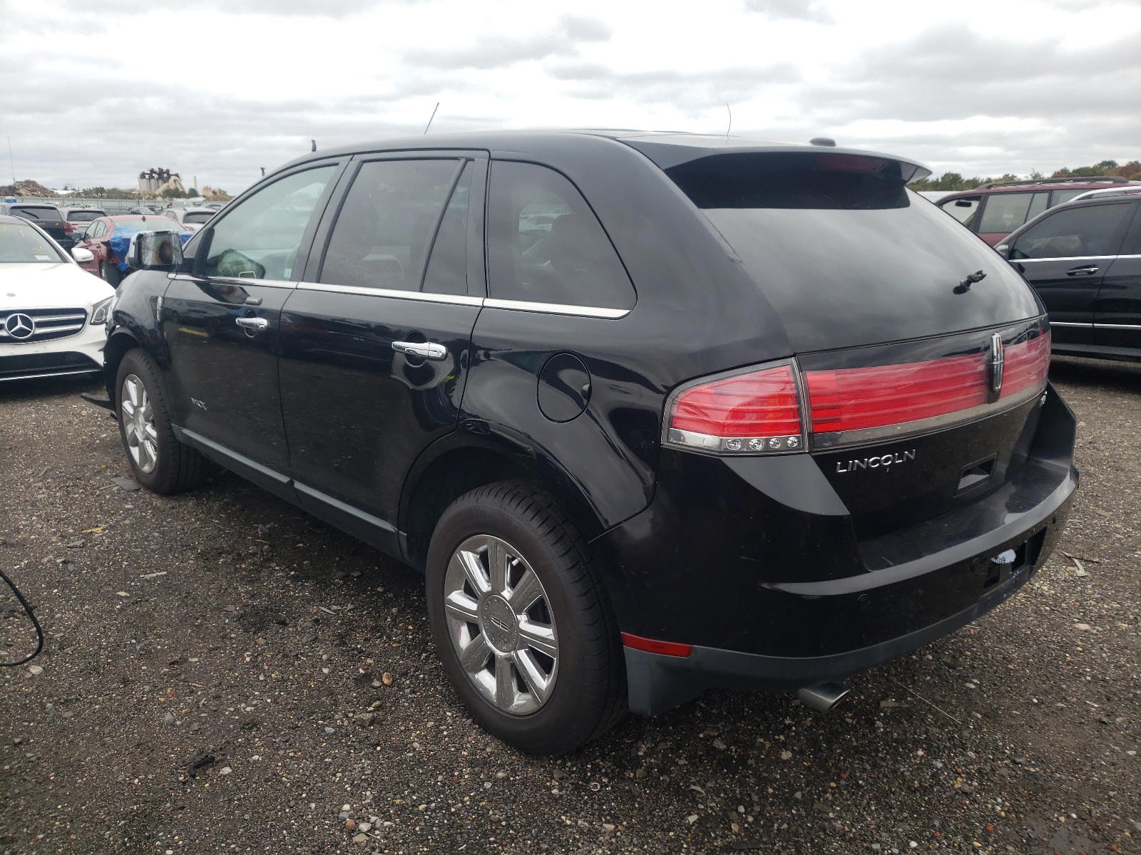 Photo 3 from auction – 2009 LINCOLN MKX with VIN 2LMDU68C39BJ10656
