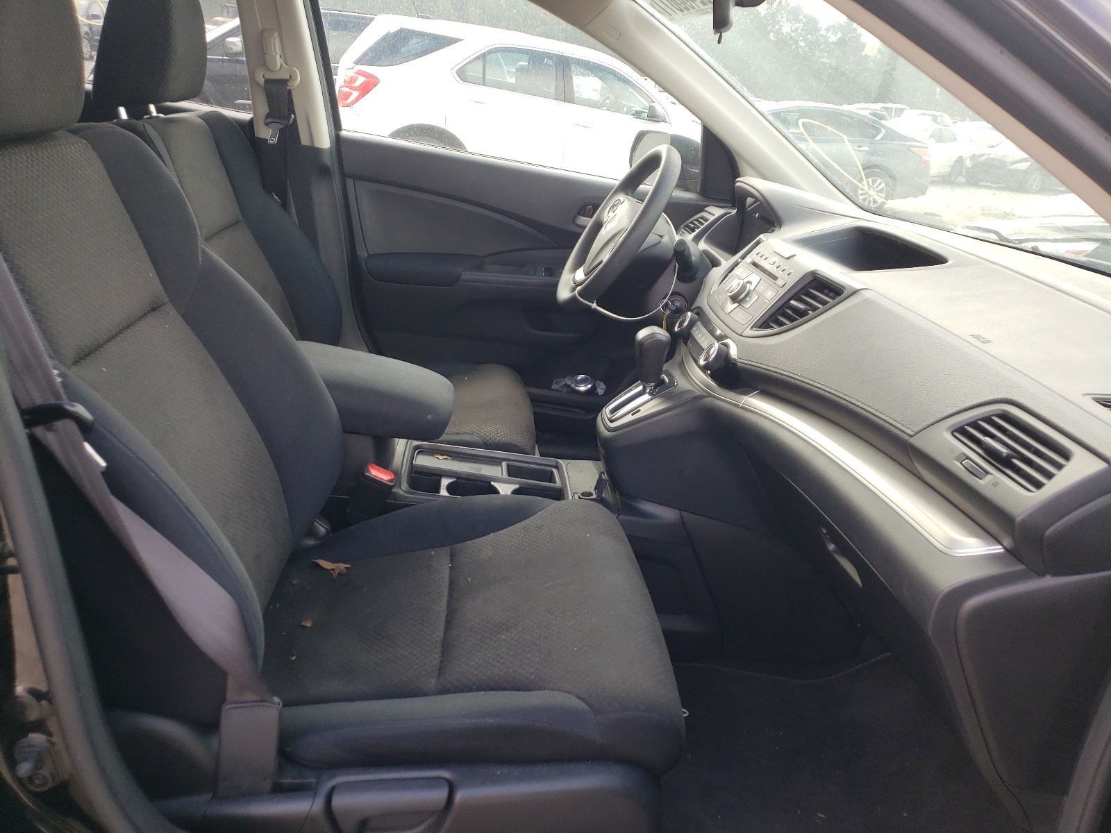 Photo 5 from auction – 2016 HONDA CR-V SE with VIN 2HKRM3H44GH551744