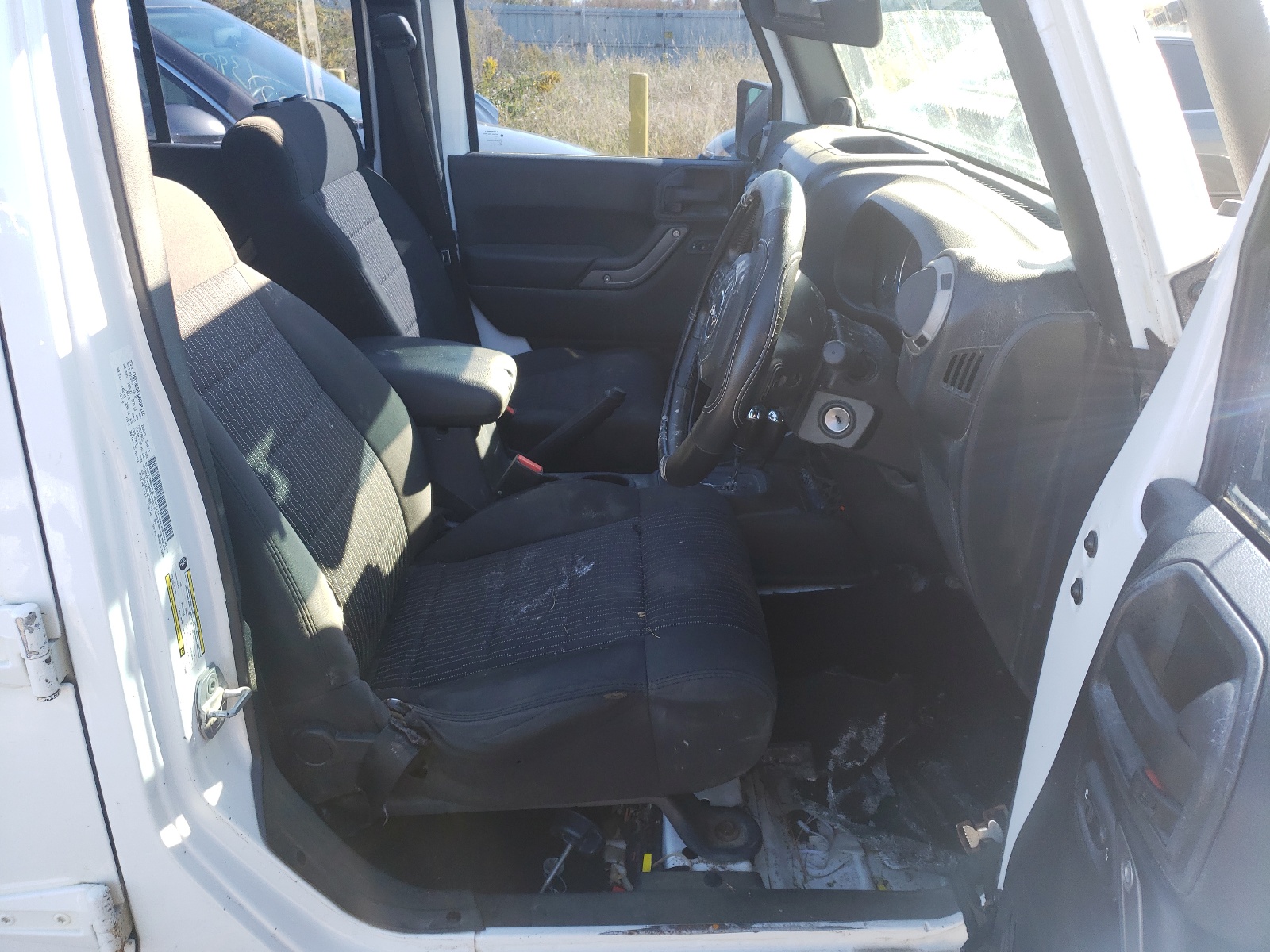 Photo 5 from auction – 2012 JEEP WRANGLER U with VIN 1C4BJWKG6CL273885