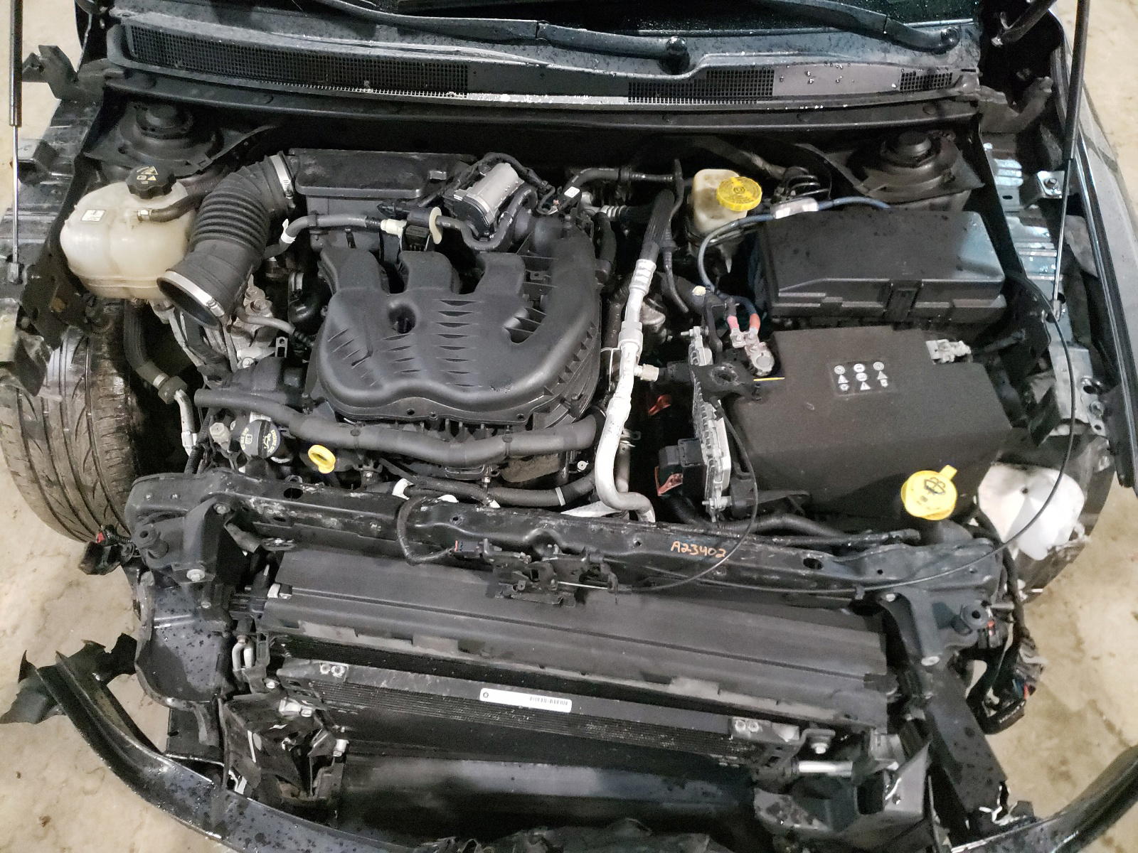 Photo 7 from auction – 2015 CHRYSLER 200 C with VIN 1C3CCCEG0FN624344