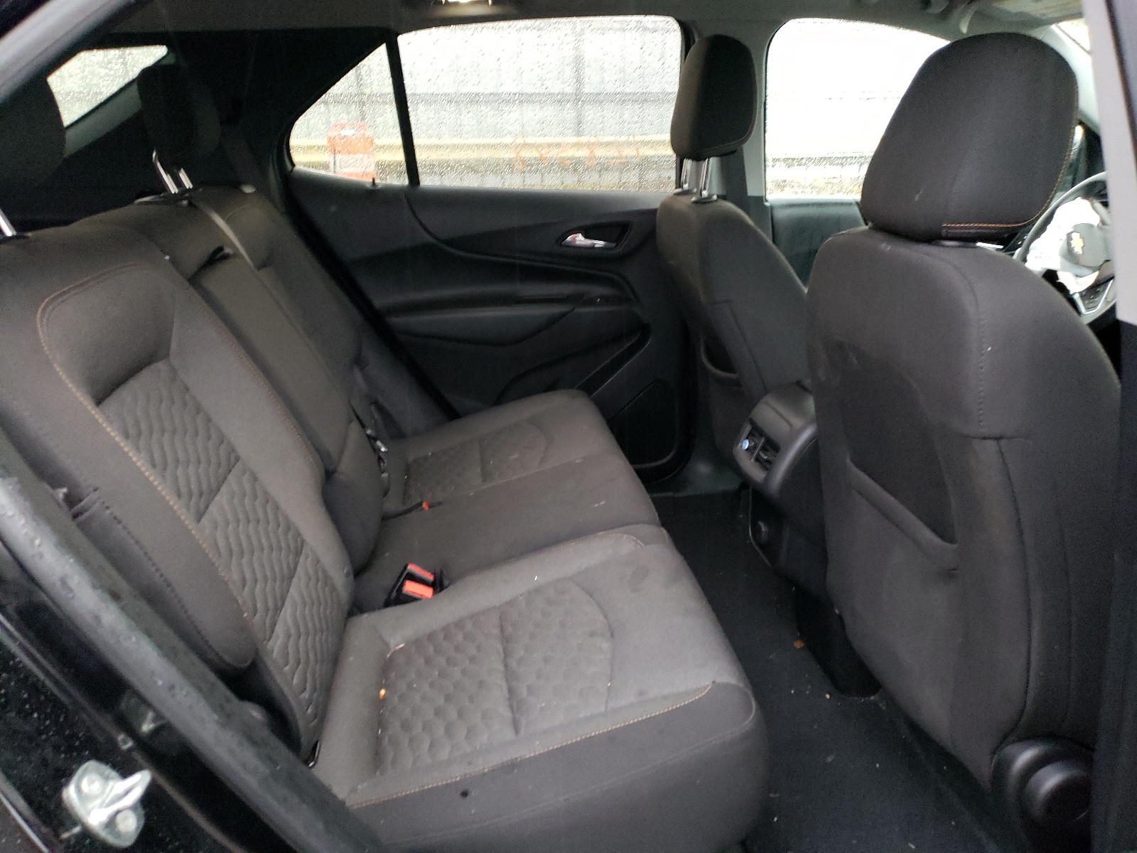 Photo 6 from auction – 2018 CHEVROLET EQUINOX LT with VIN 2GNAXJEV0J6218952