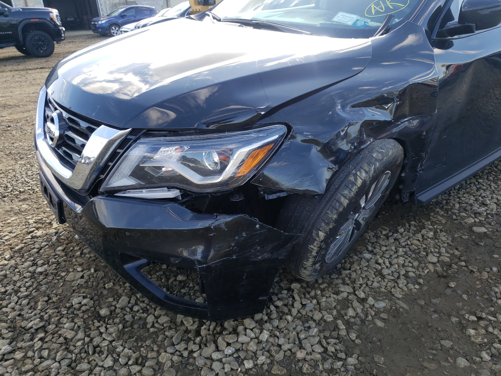 Photo 9 from auction – 2019 NISSAN PATHFINDER with VIN 5N1DR2MM0KC638827