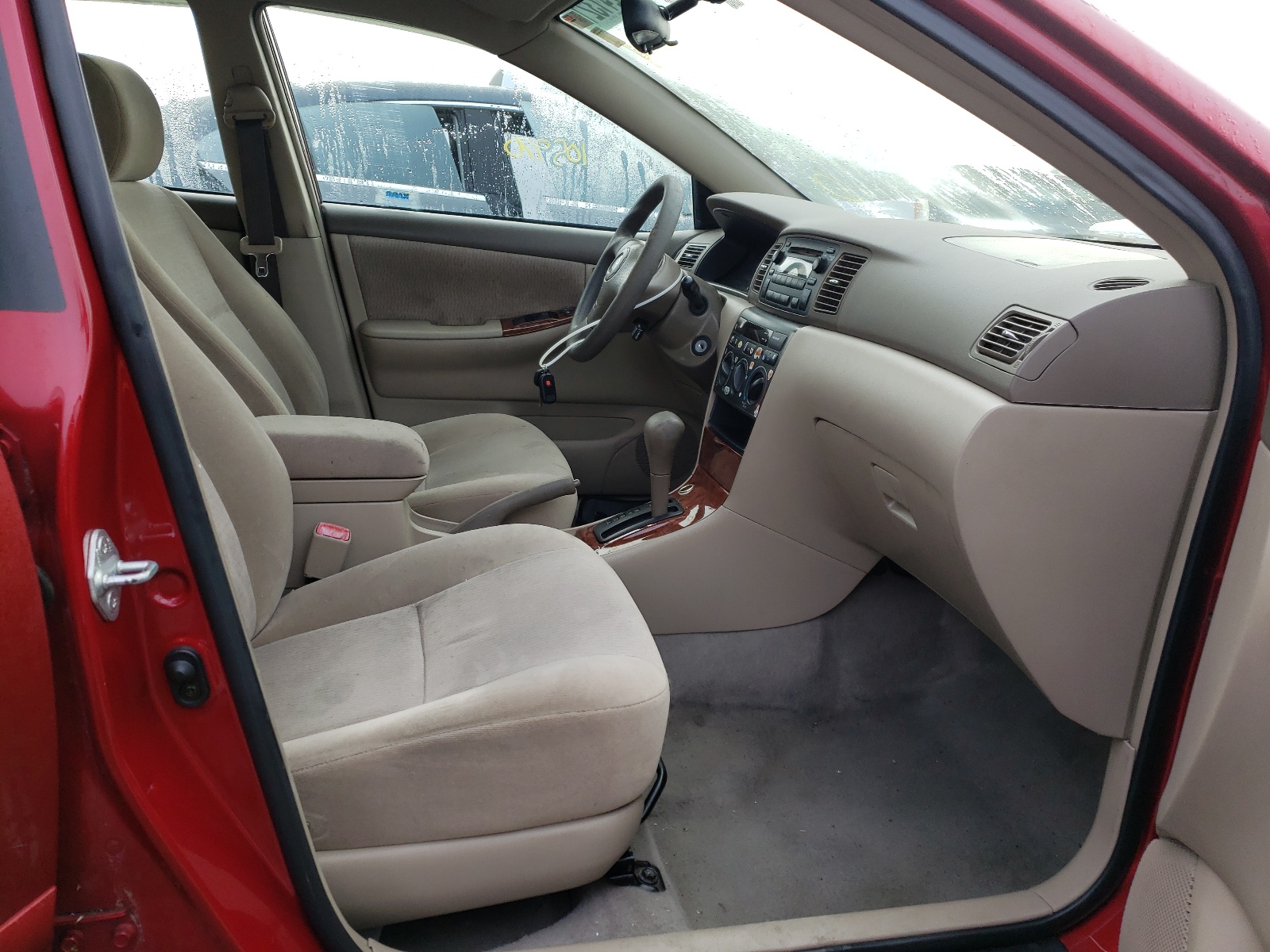 Photo 5 from auction – 2006 TOYOTA COROLLA with VIN 1NXBR32EX6Z634311
