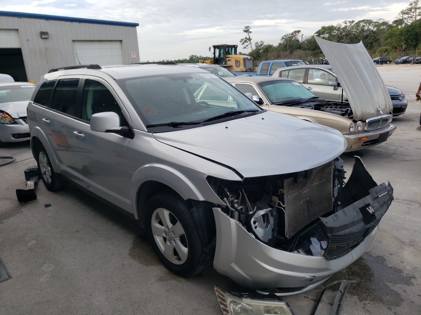 صورة رقم 1 من المزاد - 2010 DODGE JOURNEY SX مع VIN 3D4PG5FV2AT151777
